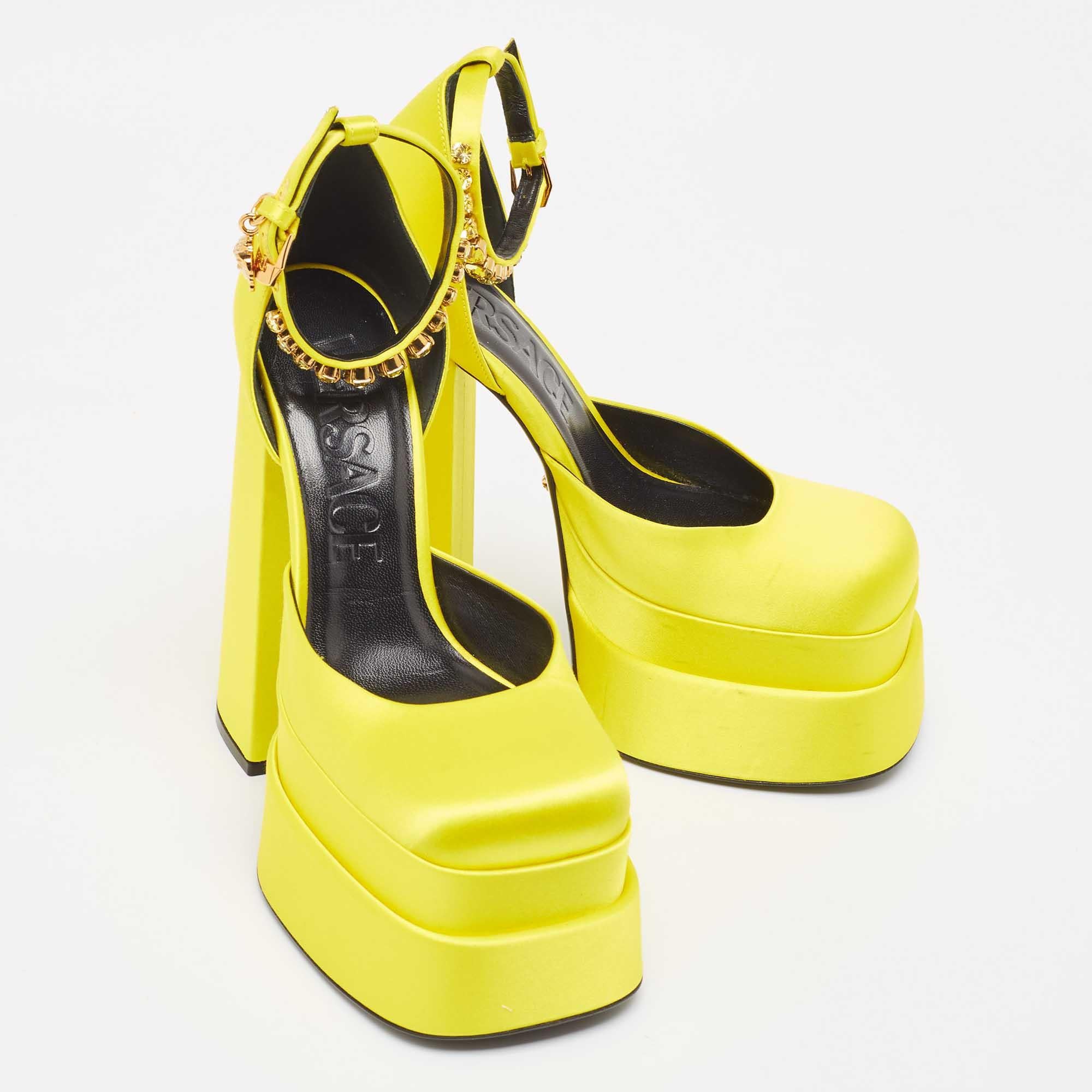 Women's Versace Yellow Satin Aevitas Crystal Embellished Pumps Size 39 For Sale