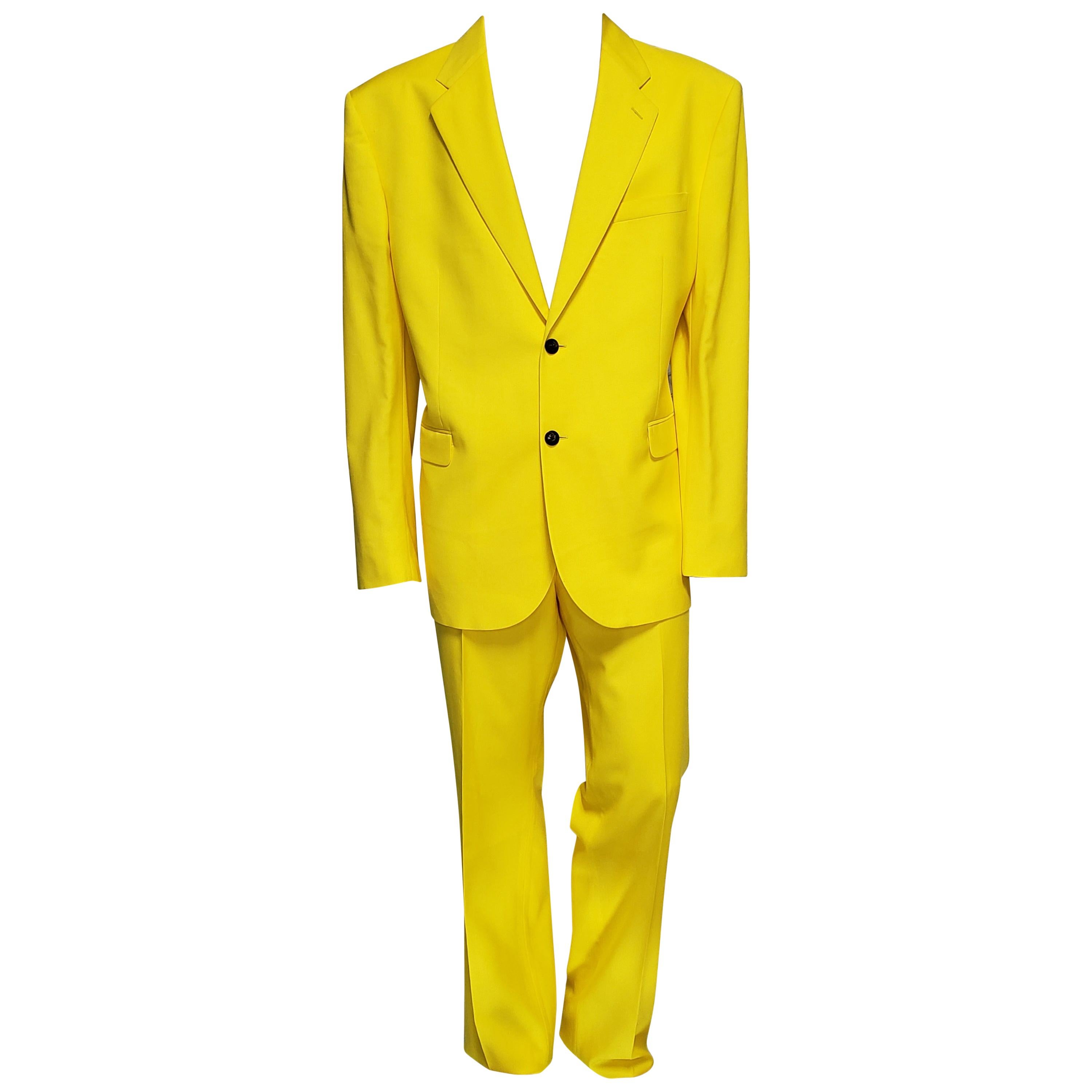 VERSACE YELLOW TAILOR MADE 2pc SUIT 58 - 48 (4XL) For Sale