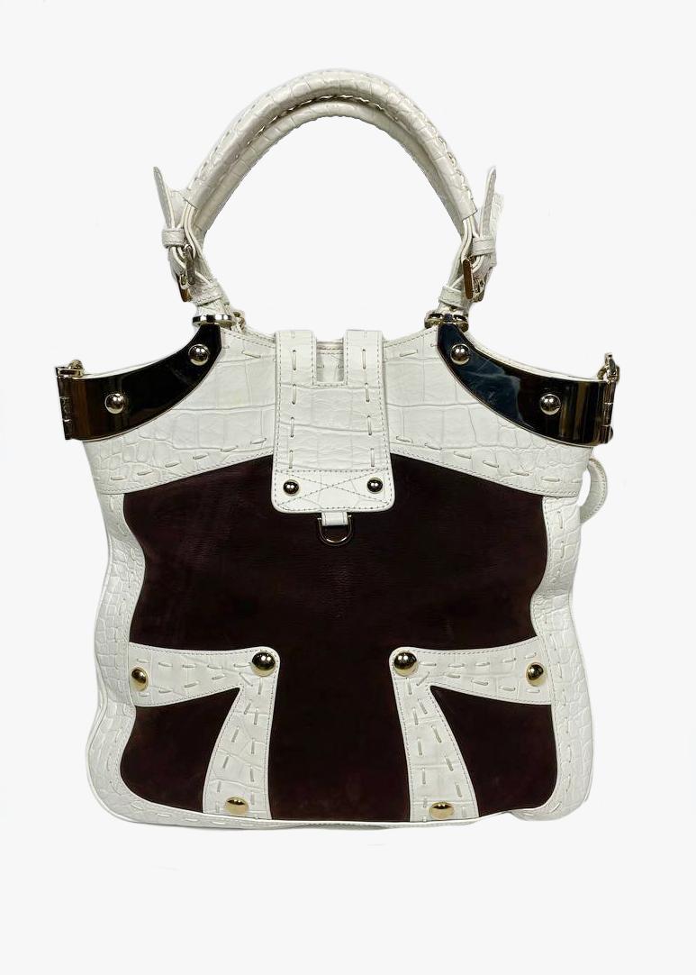 Versace tote shoulder bag in white leather and brown suede color combination embellished with the brand's logo in gold-tone metal. 
Detachable shoulder strap. 
Year: 2007 
Condition: very good. Some glue spots on the leather 
........Additional