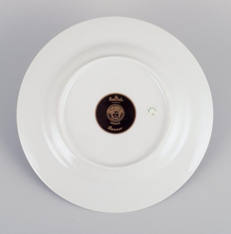 Versage for Rosenthal, Two Barocco Porcelain Plates, Late 20th Century In Excellent Condition For Sale In Copenhagen, DK