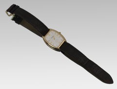 Versailles 9ct Gold Tonneau Wristwatch, Swiss Movement, London Hallmark 1990