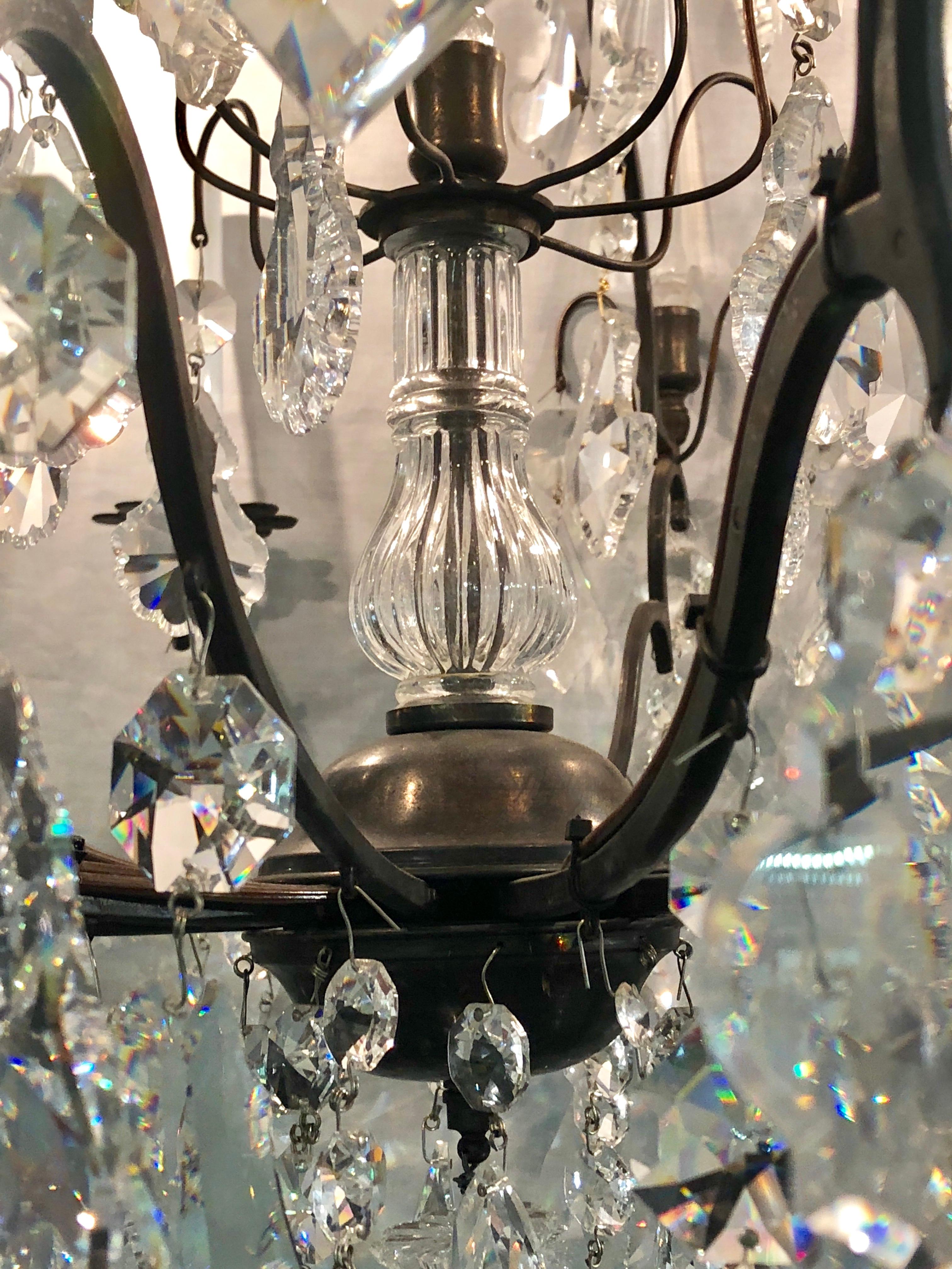 20ième siècle Lustre Versailles avec pendentifs en cristaux et strass Swarovski en vente