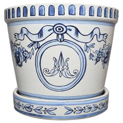 Versailles Flower Pot and Saucer, Set of 4