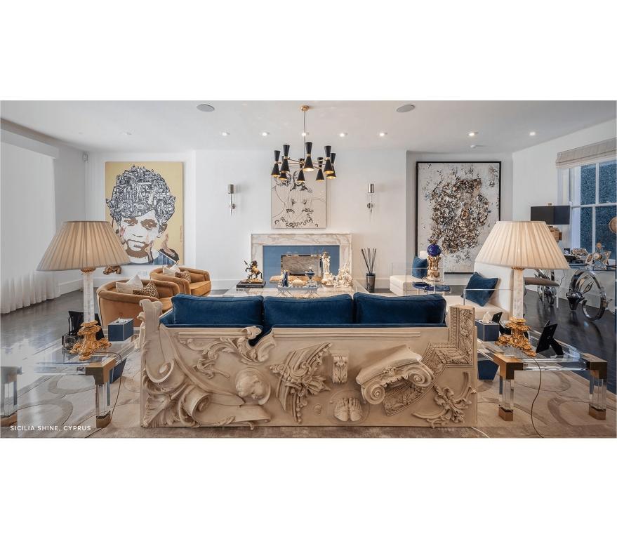 Portuguese Versailles Sofa in Royal Blue Velvet by Boca do Lobo For Sale