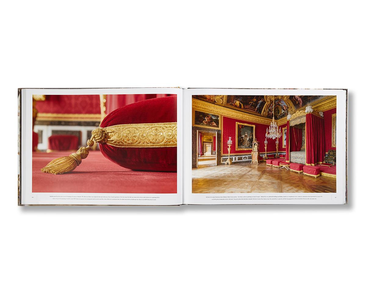 Paper Versailles The Hidden Splendors of Sun King’s Palace Book by Catherine Pégard For Sale