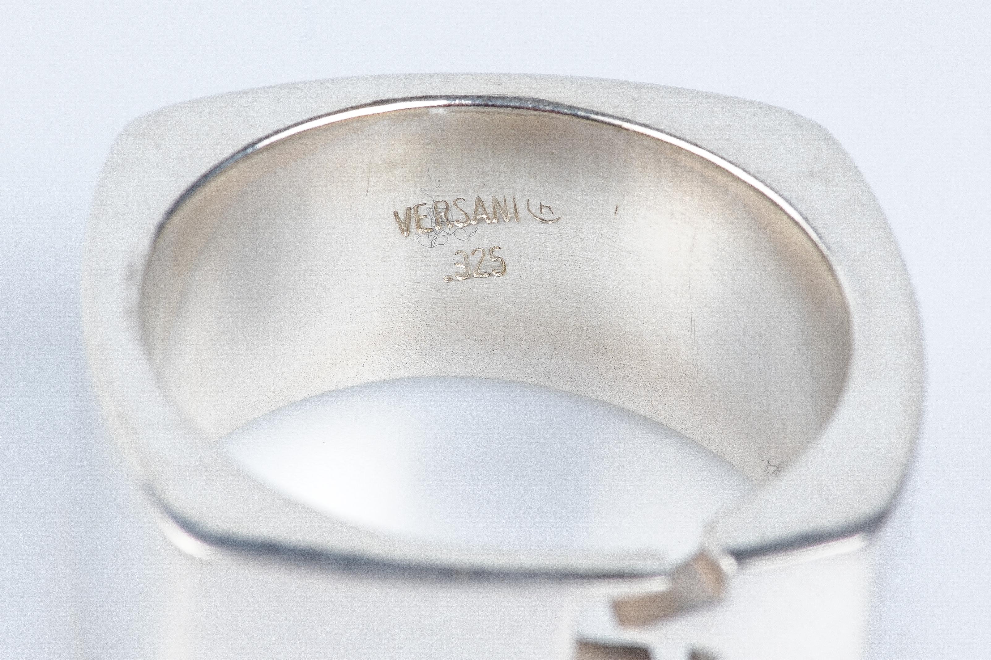 Versani men’s square silver 925  ring with an abstract geometric opening For Sale 2