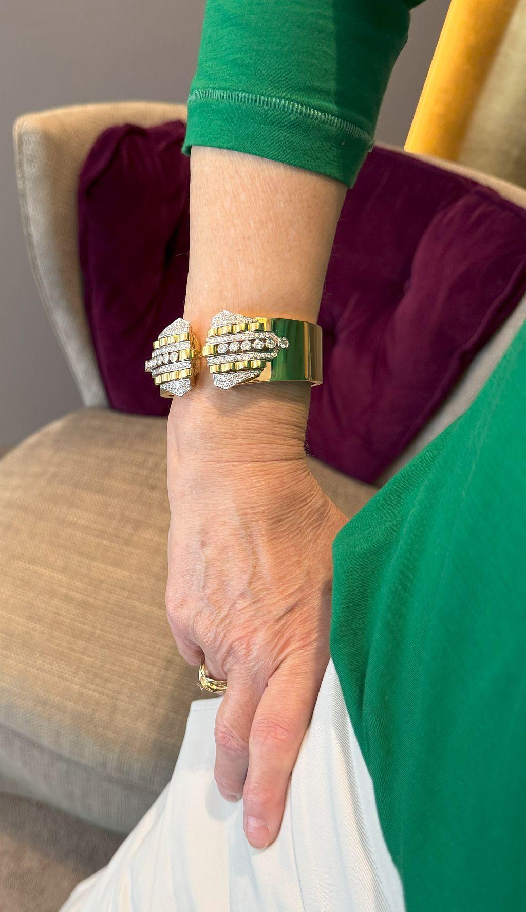 Versatile Diamond Gold Bracelet, Clips and Brooch1940s For Sale 3