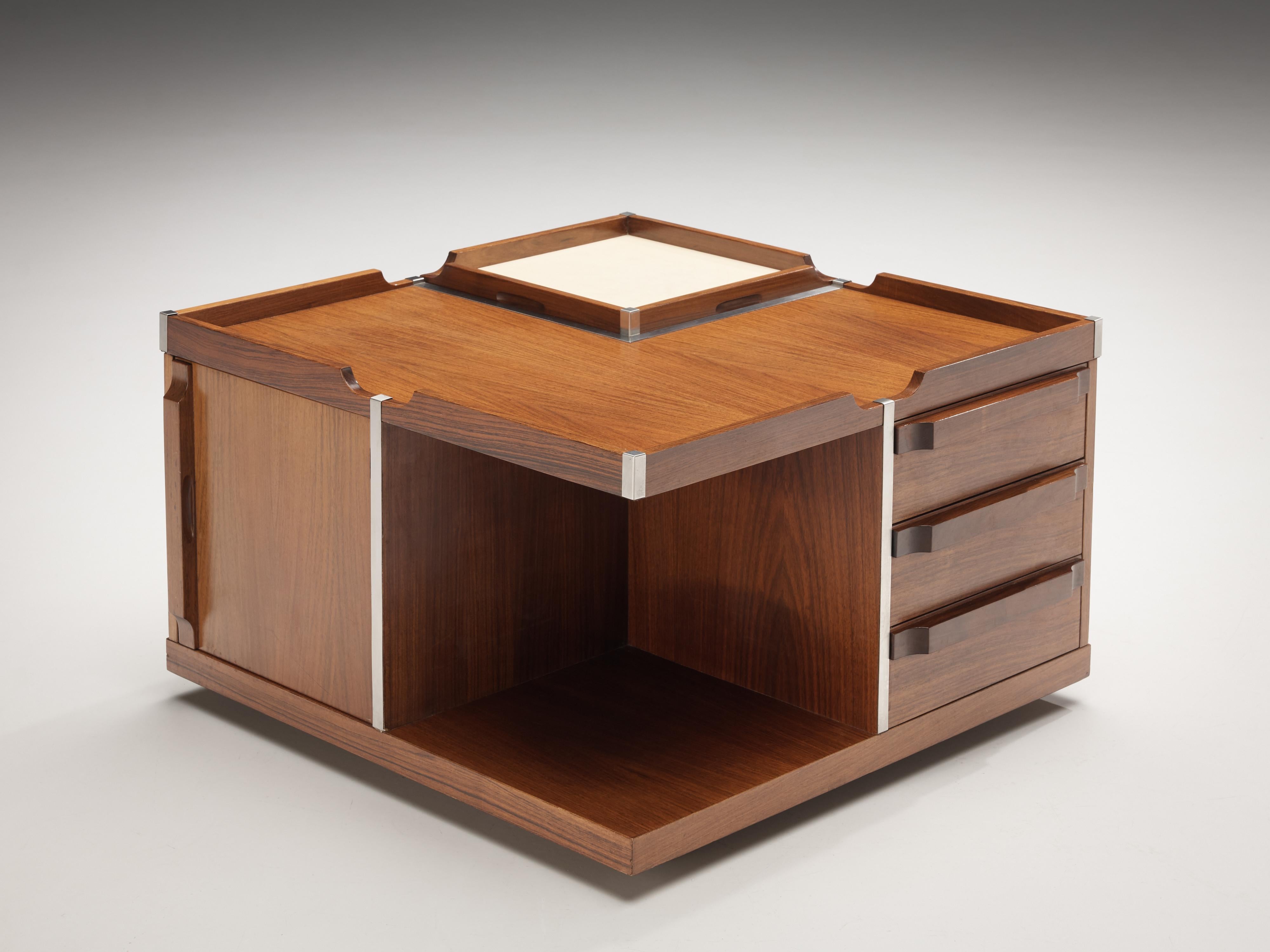 Side table, walnut, metal, Italy, 1970s

This Italian side table combines function with lovely Italian aesthetics of the 1970s. The squared coffee table on wheels presents multiple features. First the dry bar that reveals itself if you pull up the