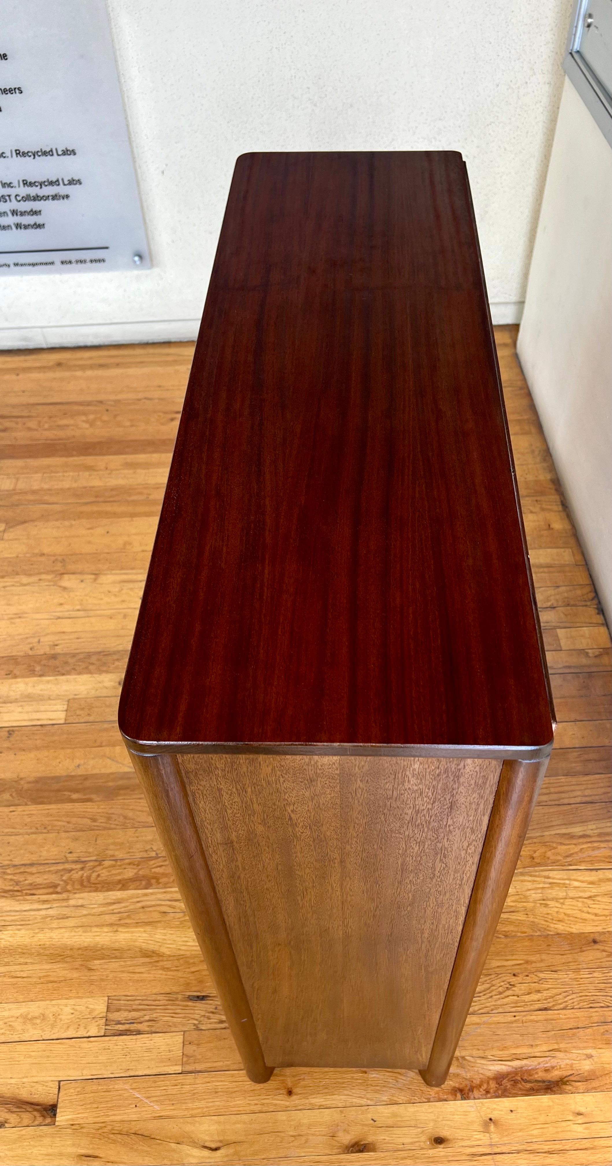American Versatile Low Walnut Art Deco Bookcase