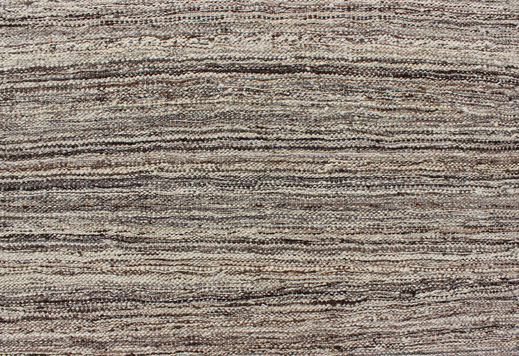 Wool Versatile & Natural Color-Tone Flat-Weave Kilim for a Modern or Classic Design