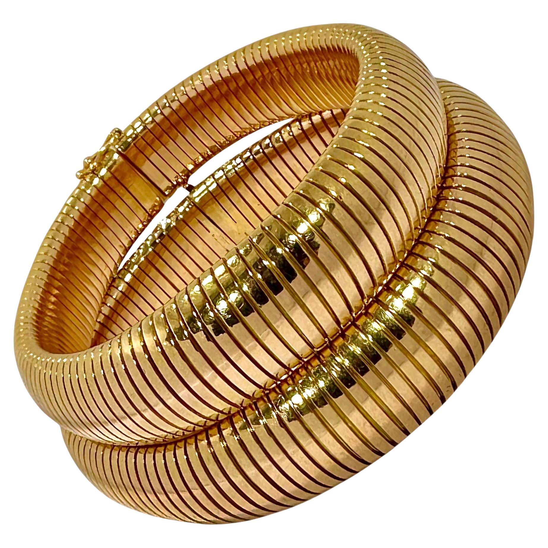 Versatile Pair of 18K Pinkish Yellow Gold Retro European Tubogas Bracelets