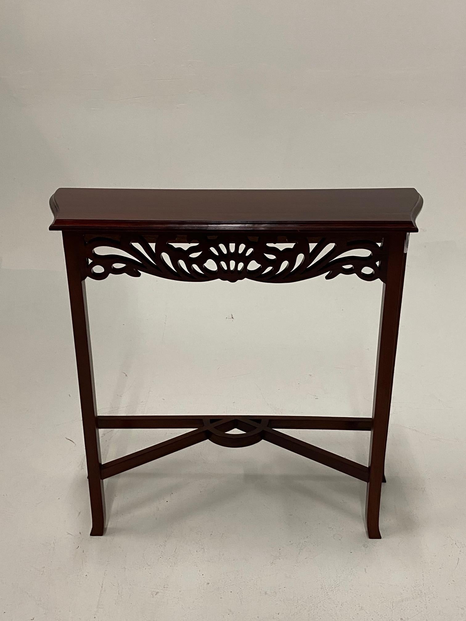 Versatile Small Lovely Carved Mahogany Console Table 3