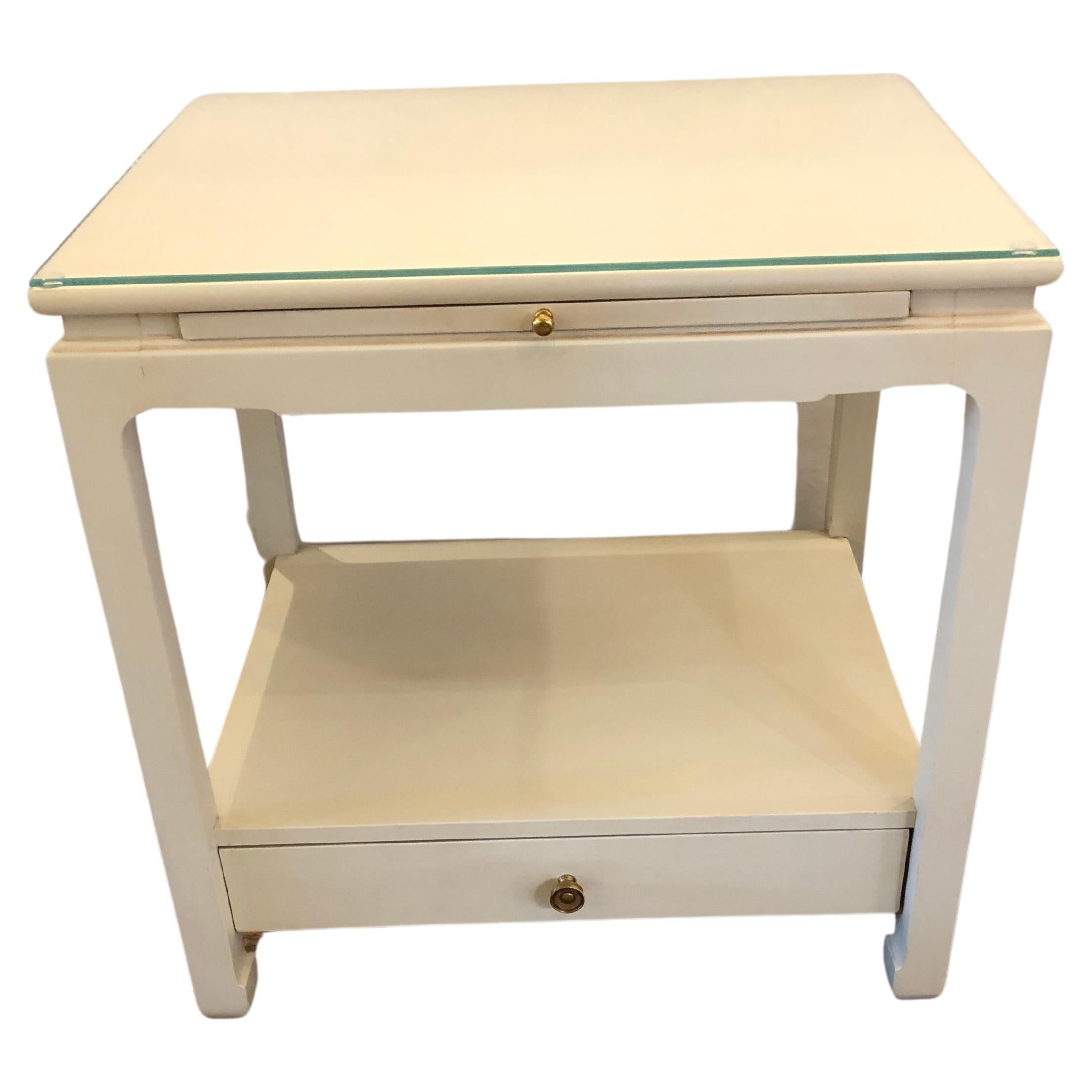 Alexa Hampton pour Hickory Chair Sarah table d'appoint blanche polyvalente en vente