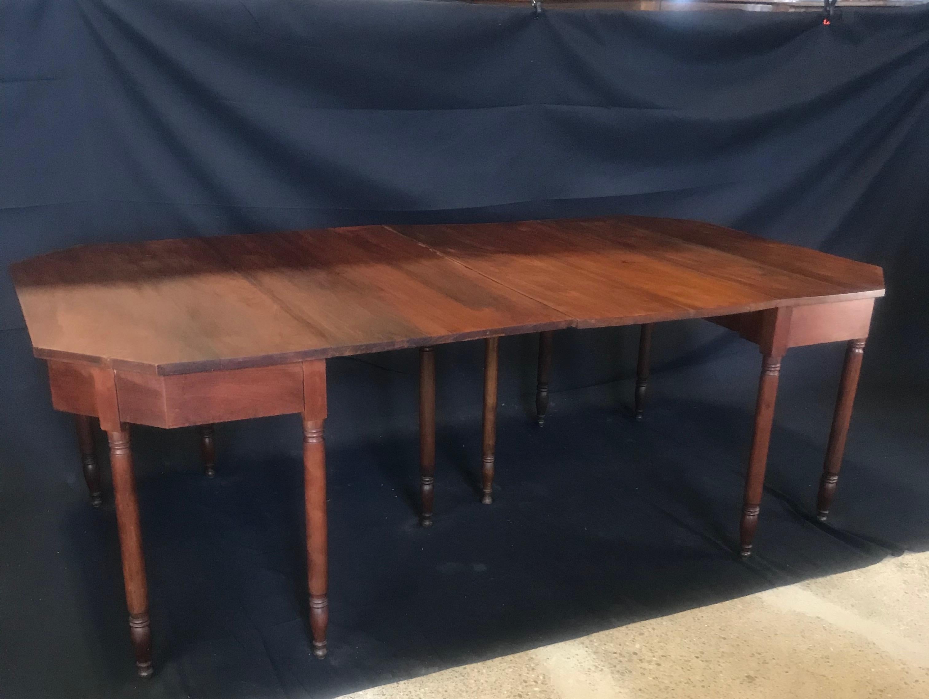 Versatile Early American Federal Harvest Dining Table or Space Saving Demilunes For Sale 8