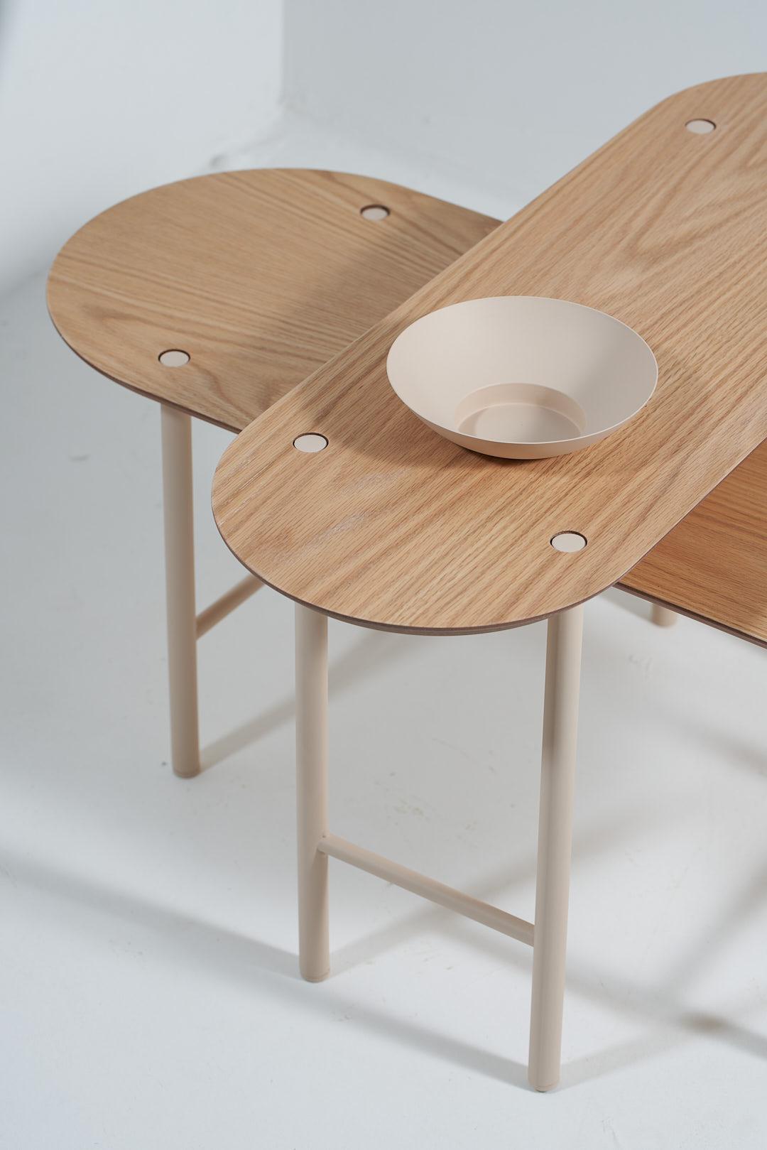 Verso Kollektion, Beistelltisch aus amerikanischer Eiche aus Holz und Stahl (Set von 2) im Angebot 8