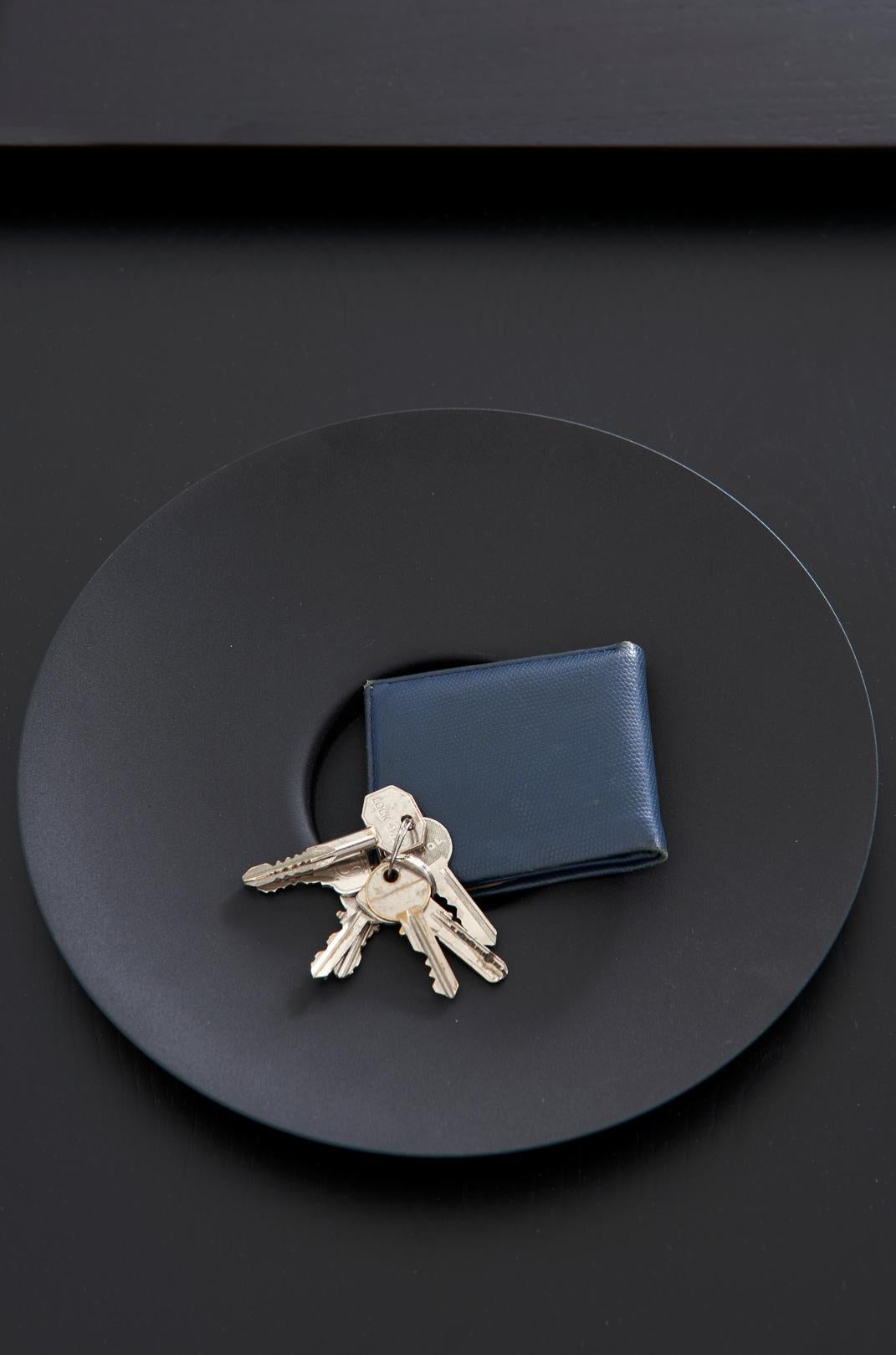 The Collective, table d'appoint en bois et acier ébonisé (ensemble de 2) en vente 3