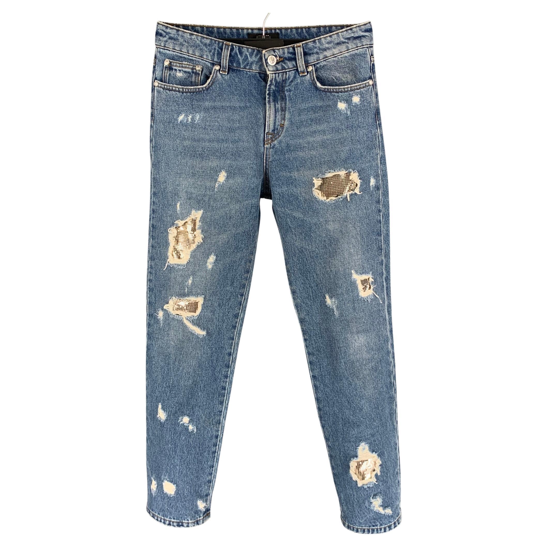 Buiten adem Gooi Een bezoek aan grootouders VERSUS by GIANNI VERSACE Size 27 Indigo Distressed Denim Zip Fly Jeans at  1stDibs