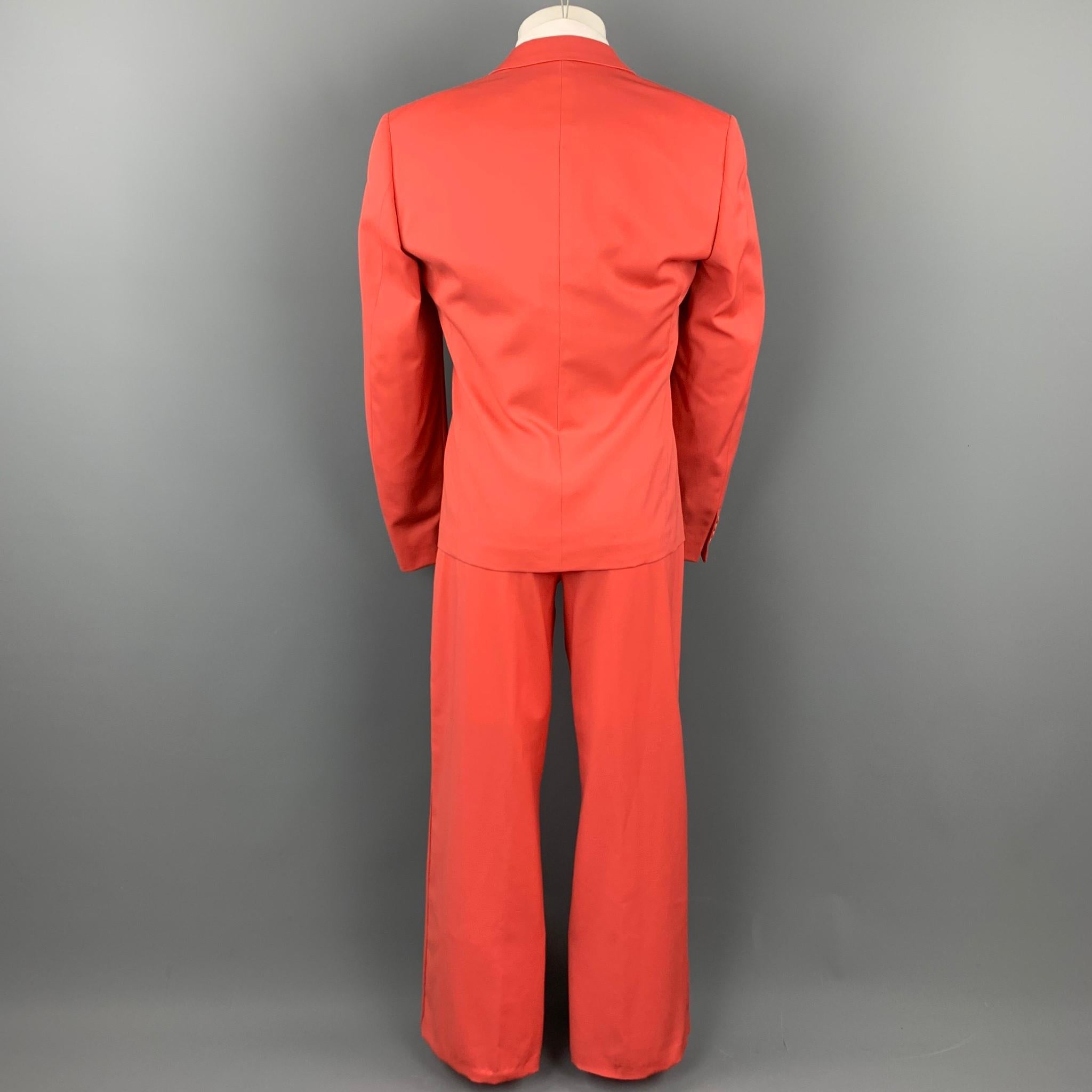 Red VERSUS by GIANNI VERSACE Size 40 Coral Virgin Wool Notch Lapel Suit