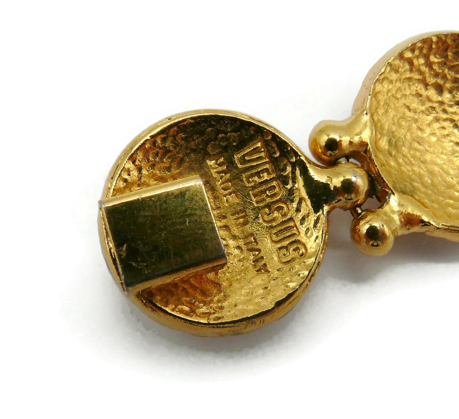 VERSUS by VERSACE Vintage Jewelled Gold Tone Feline Link Bracelet For Sale 10