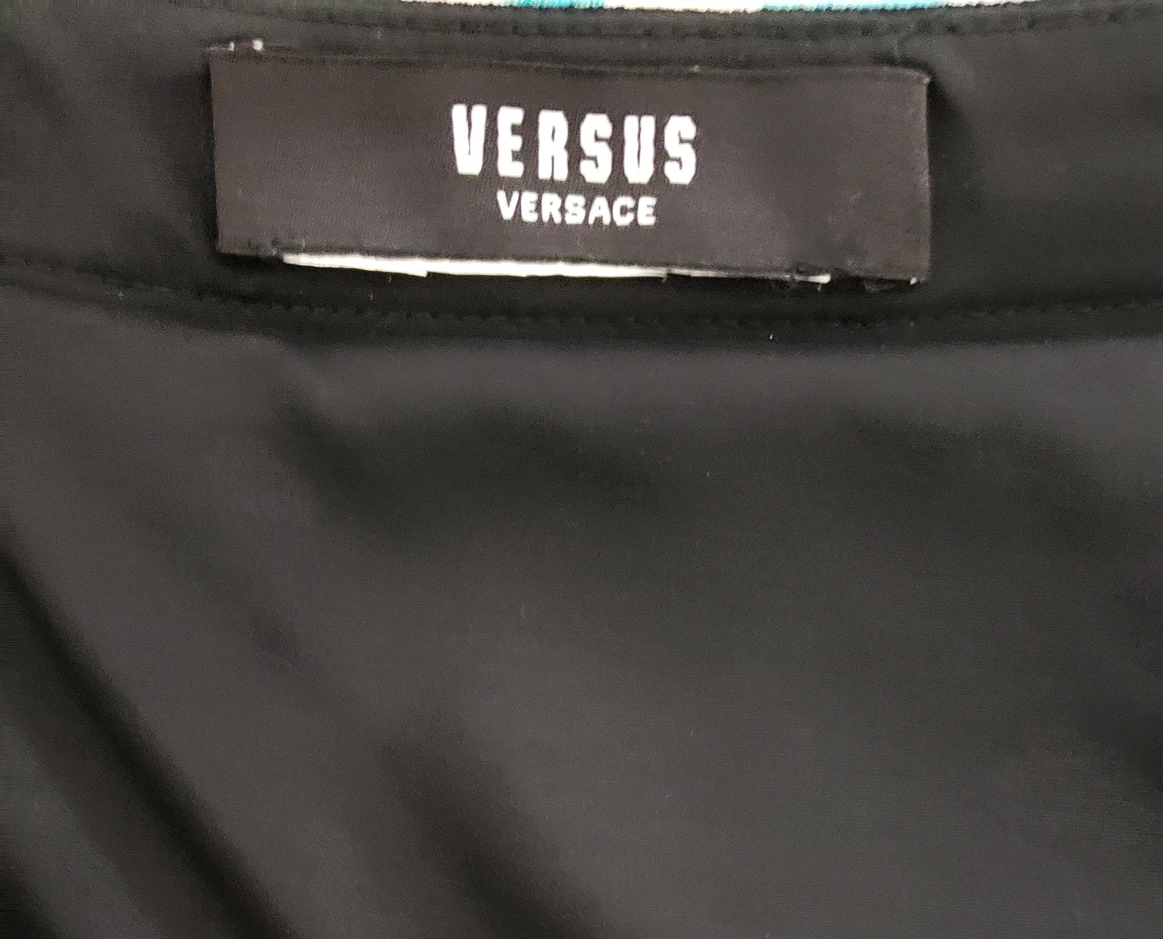 VERSUS VERSACE+ ANTHONY VACCARELLO BLACK SKIRT W/ PLEXIGLASS and LIONS 38 - 2 For Sale 4