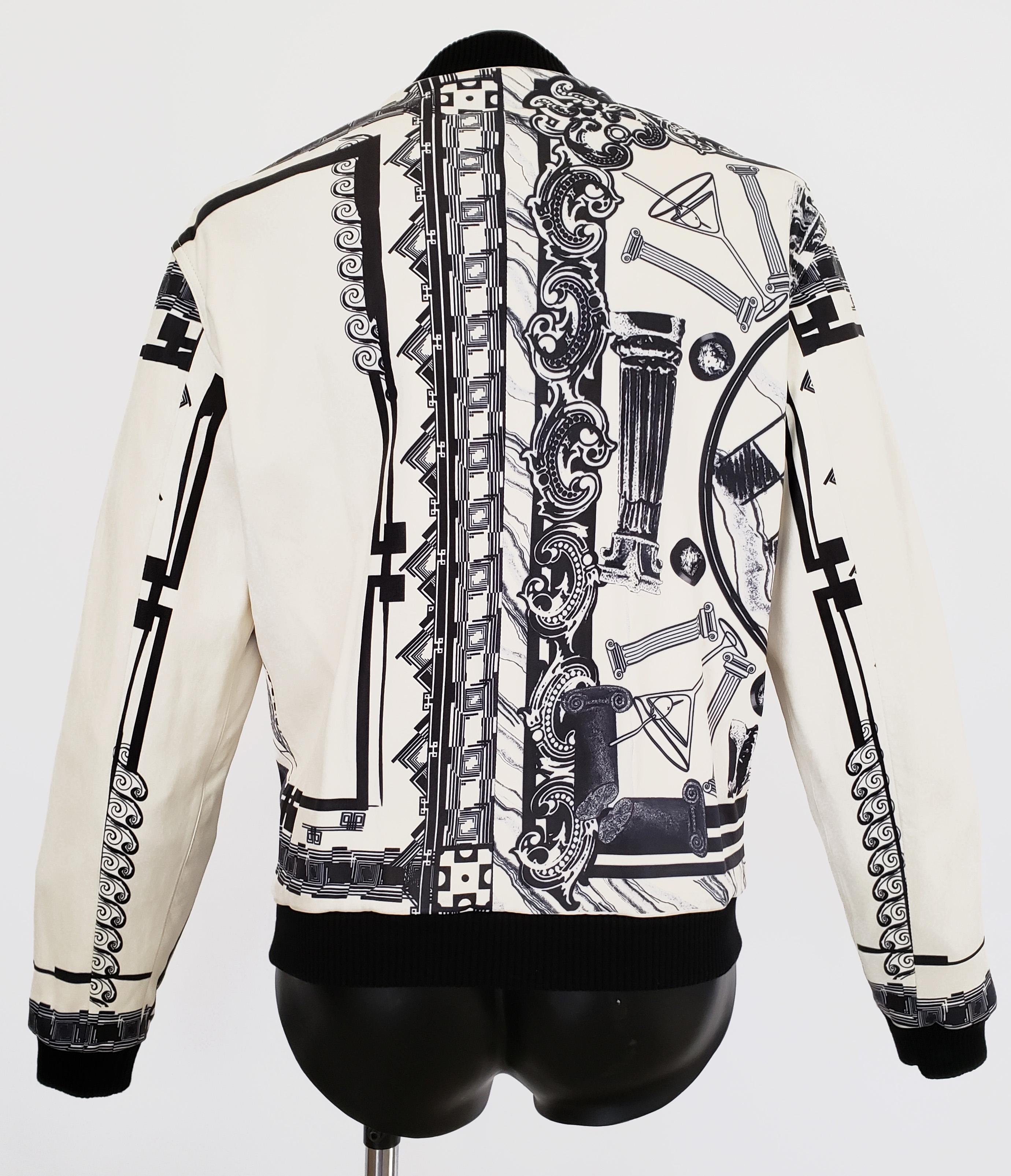 Men's Versus Versace + Anthony Vaccarello Tattoo Leather Bomber Jacket 48 - 38 For Sale