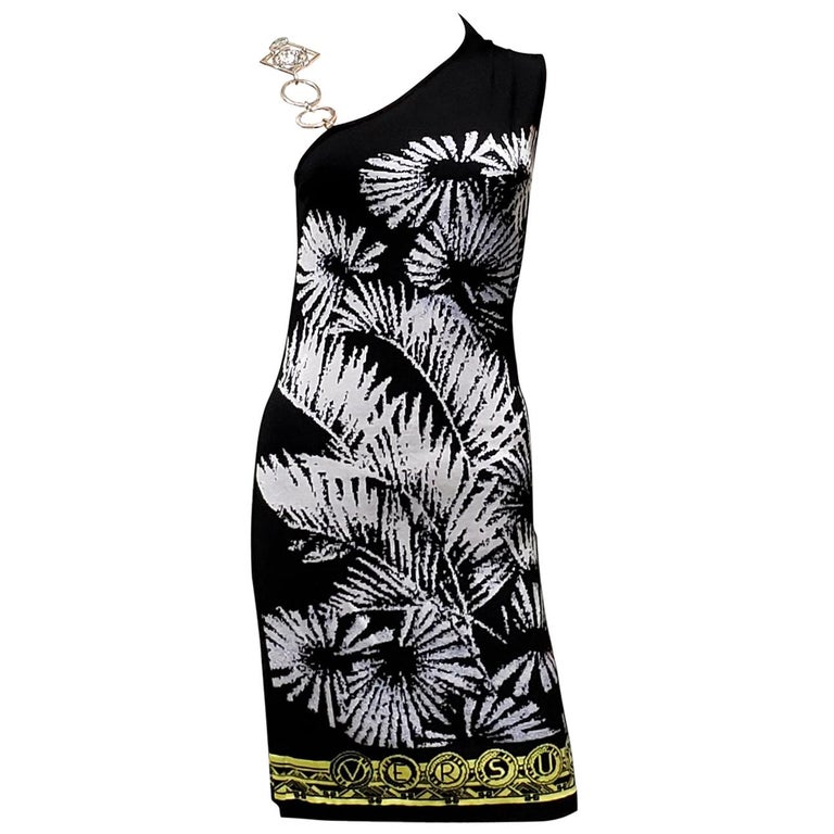 VERSUS VERSACE ASYMMETRIC BLACK KNIT DRESS w/SILVER LION CHAIN 44 10