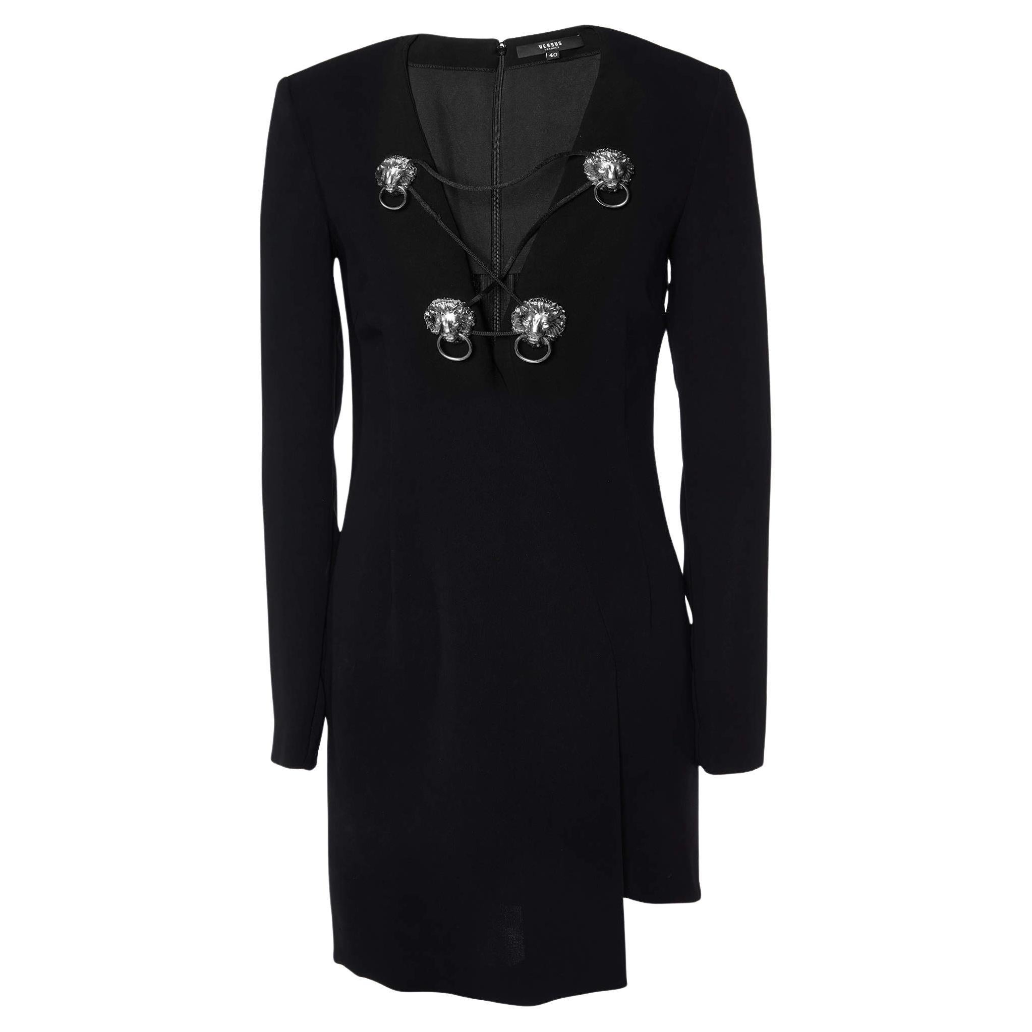 Versus Versace, mini-robe noire en crêpe avec logo S