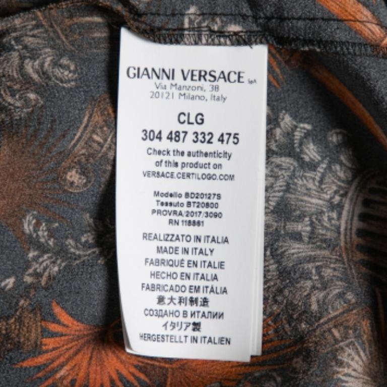 Versace Camicetta con bottoni in seta stampata multicolor M. in vendita 5
