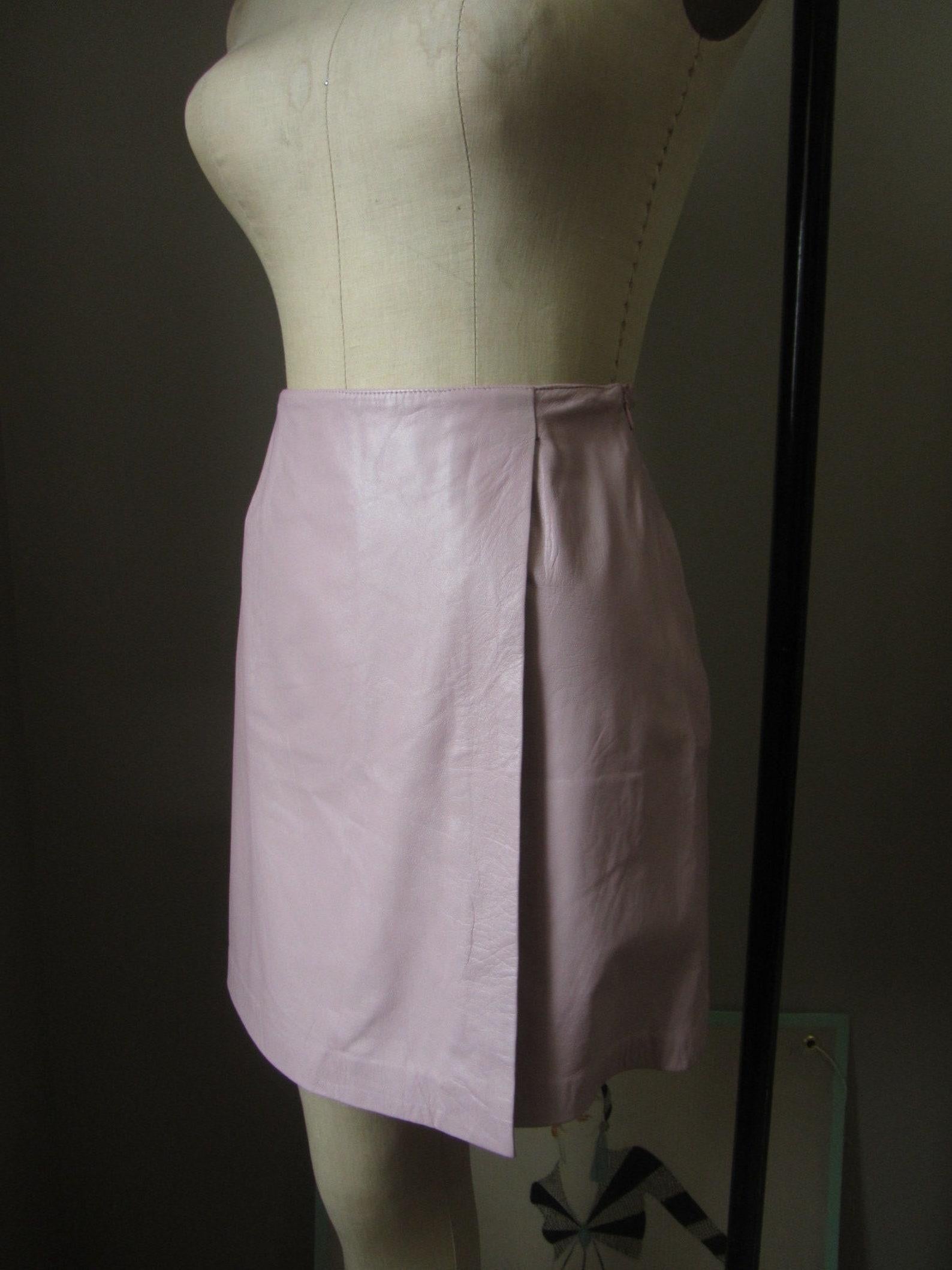 Versus Versace Pink Leather Mini Skirt For Sale 3