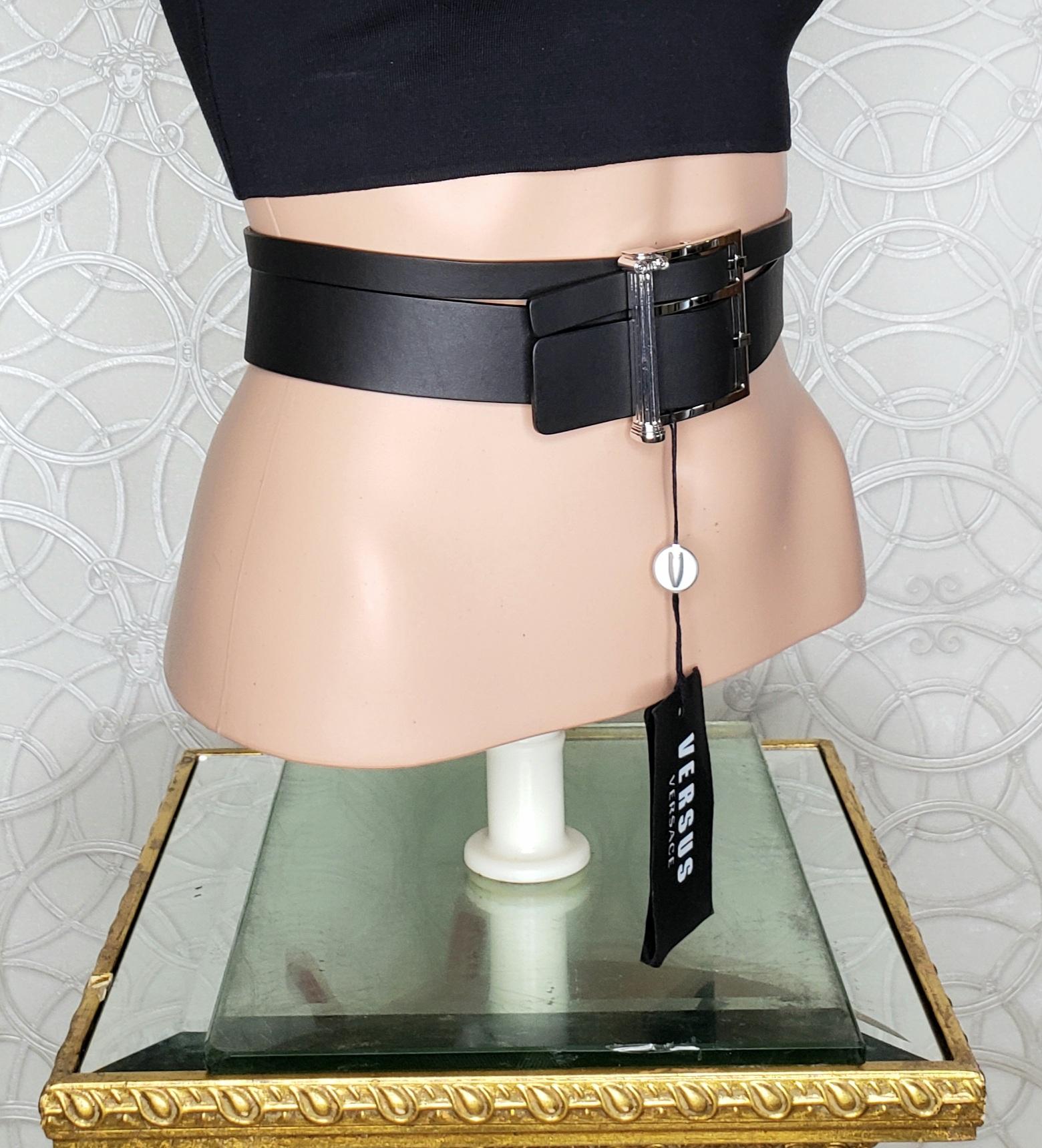 Black VERSUS+ANTHONY VACCARELLO BLACK LEATHER DOUBLE BELT w/SILVER COLUMN BUCKLE 75/30 For Sale