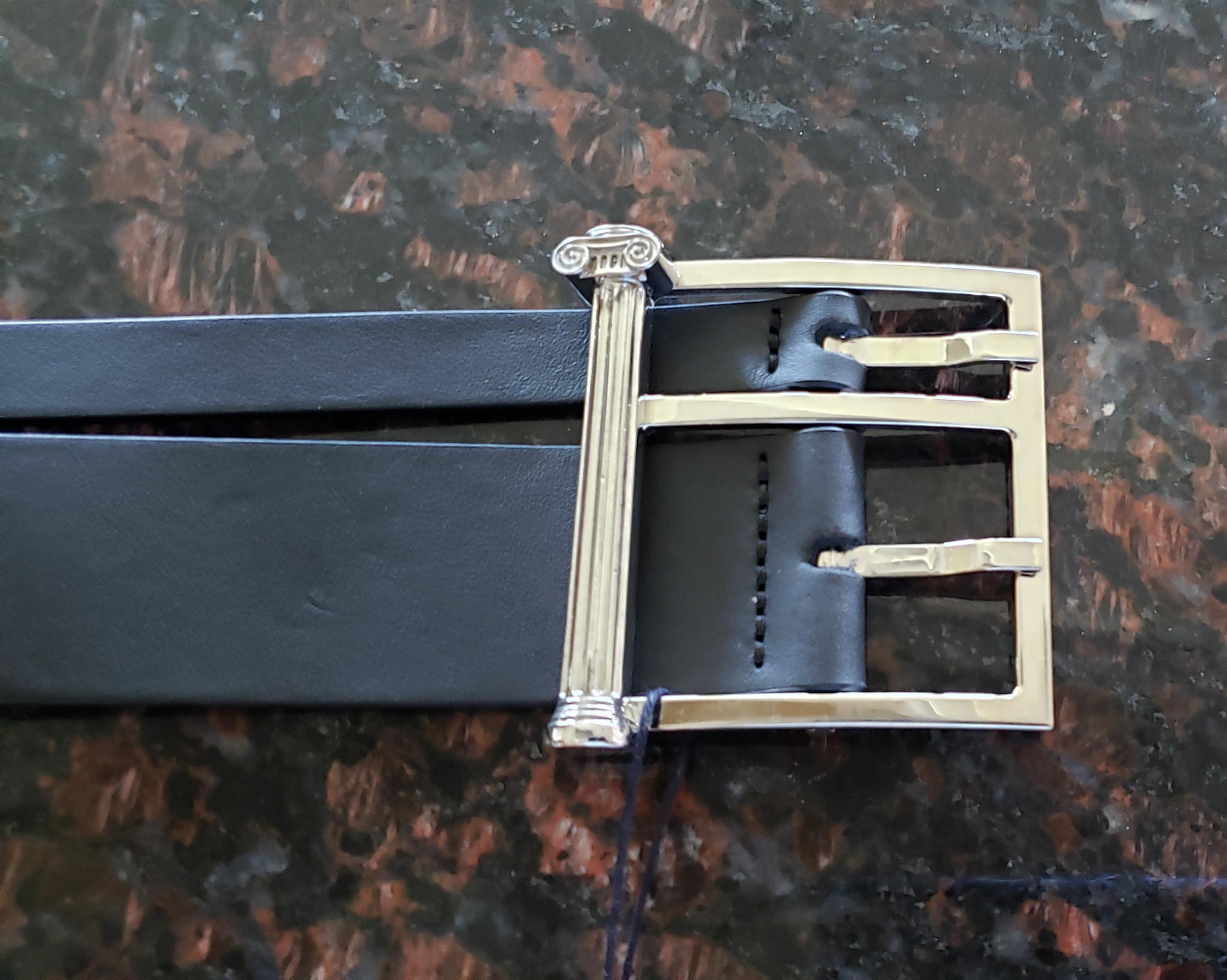 VERSUS+ANTHONY VACCARELLO BLACK LEATHER DOUBLE BELT w/SILVER COLUMN BUCKLE 75/30 In New Condition For Sale In Montgomery, TX