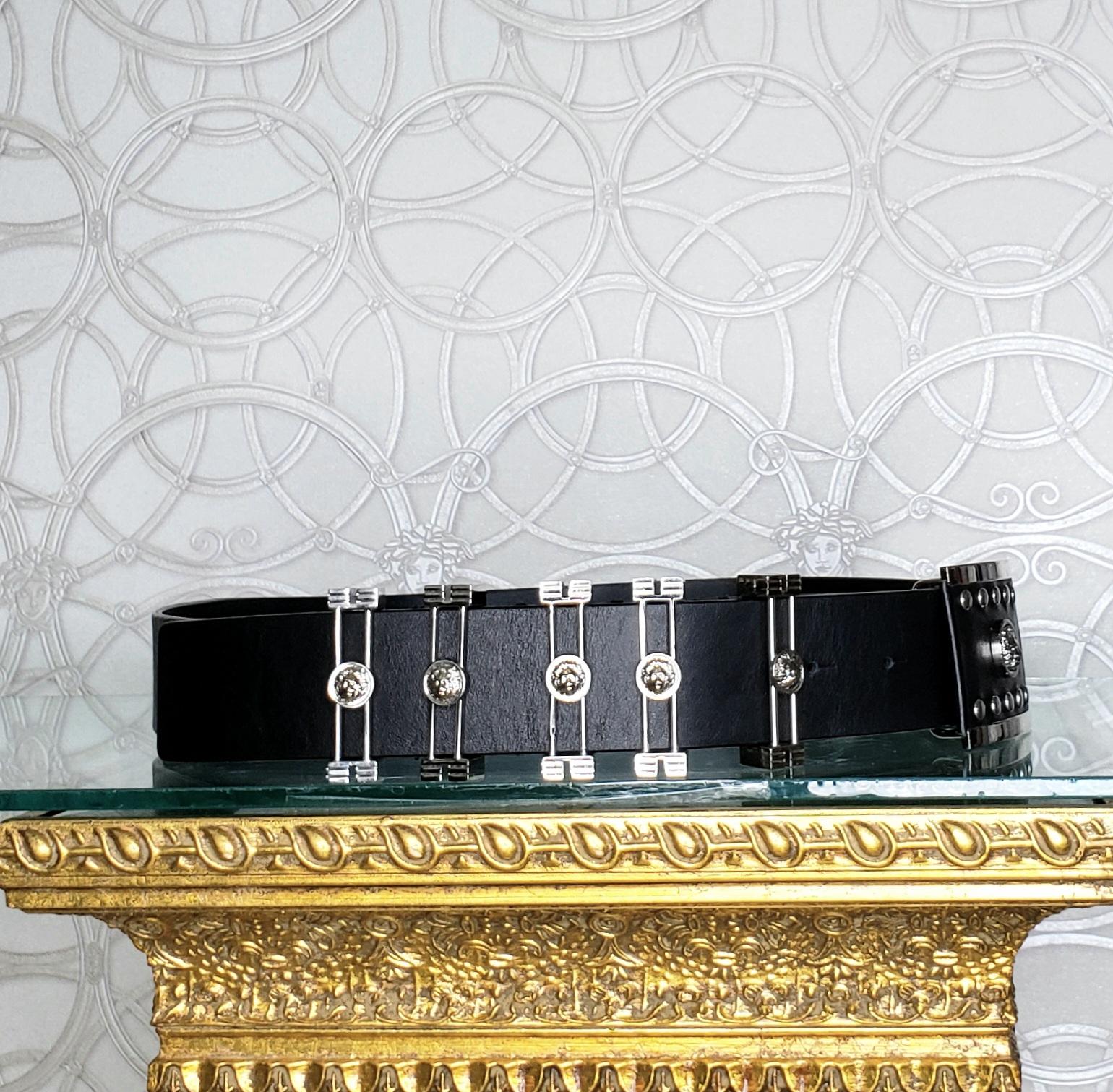 Beige  VERSUS+VACCARELLO BLACK LEATHER BELT w/SILVER-TONE LION HARDWARE 80/32; 90/36 For Sale