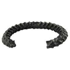 Vertebrae Cuff in Black Oxidized Silver