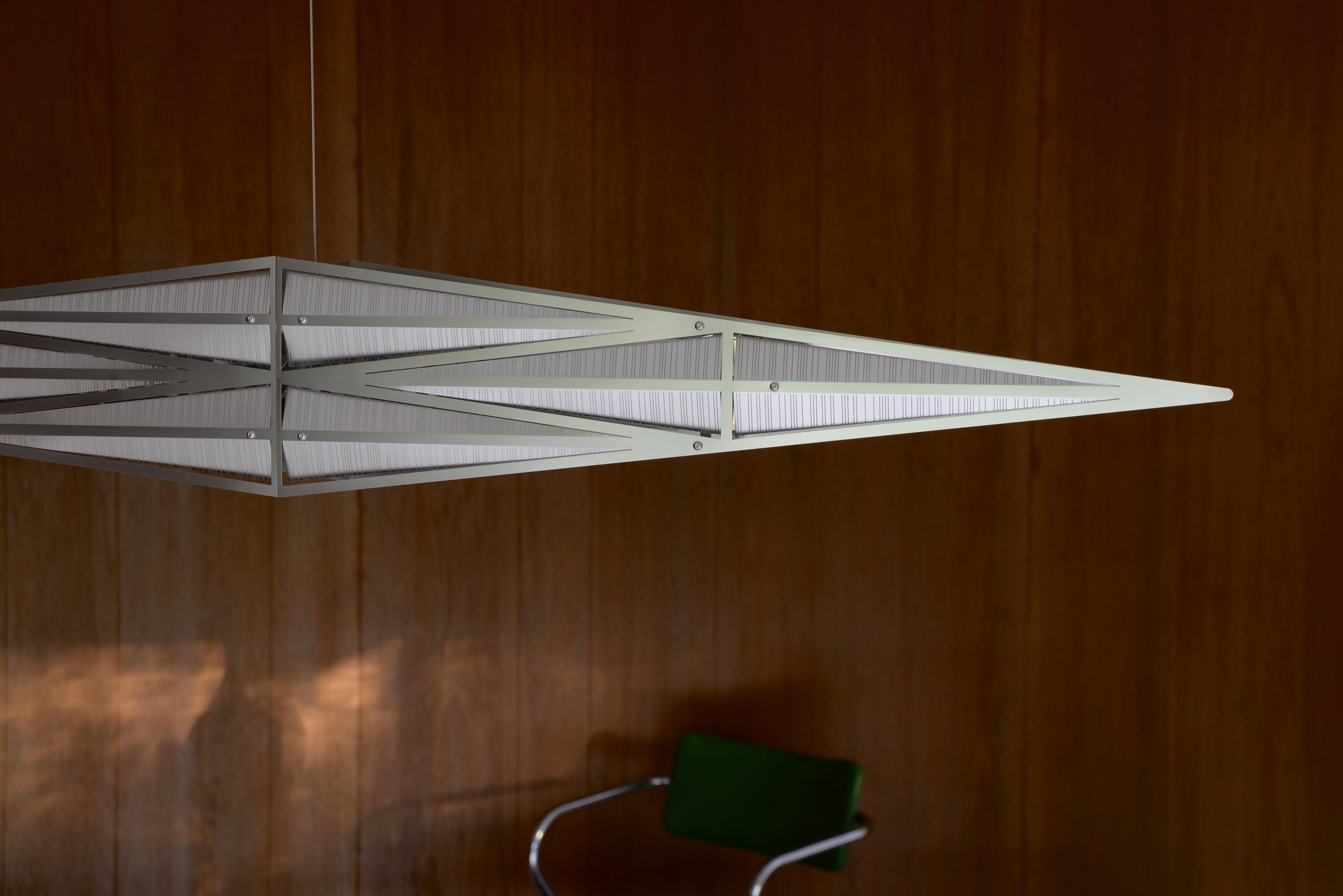 Linearer Kronleuchter aus Edelstahl von David DImperio, David DImperio, 84 (Moderne) im Angebot