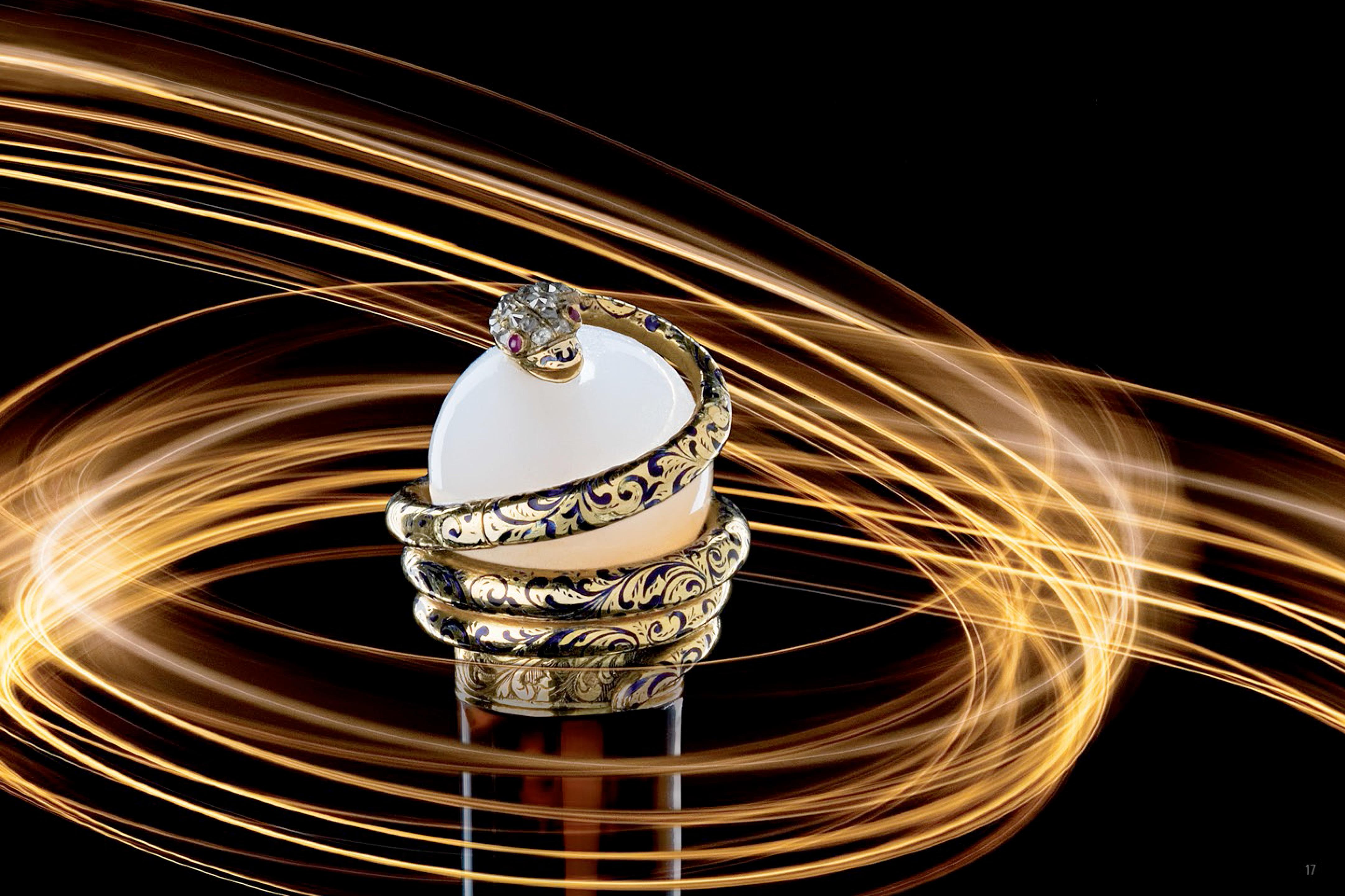 ARTE VERTICAL-La belleza perdurable de los bastones y bastones antiguos. en venta 12