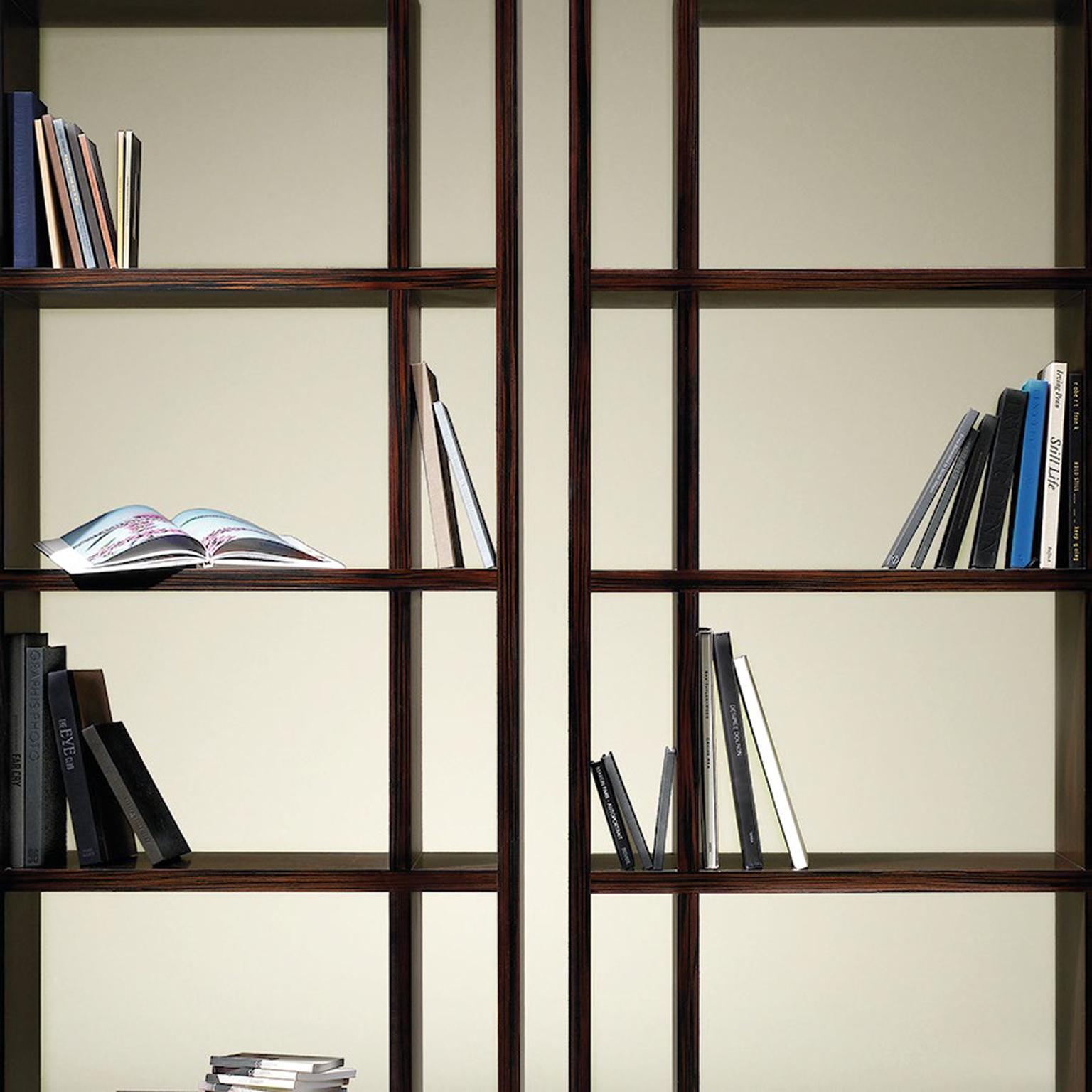 Vertikales Contemporary und anpassbares Bücherregal von Luísa Peixoto im Angebot 8