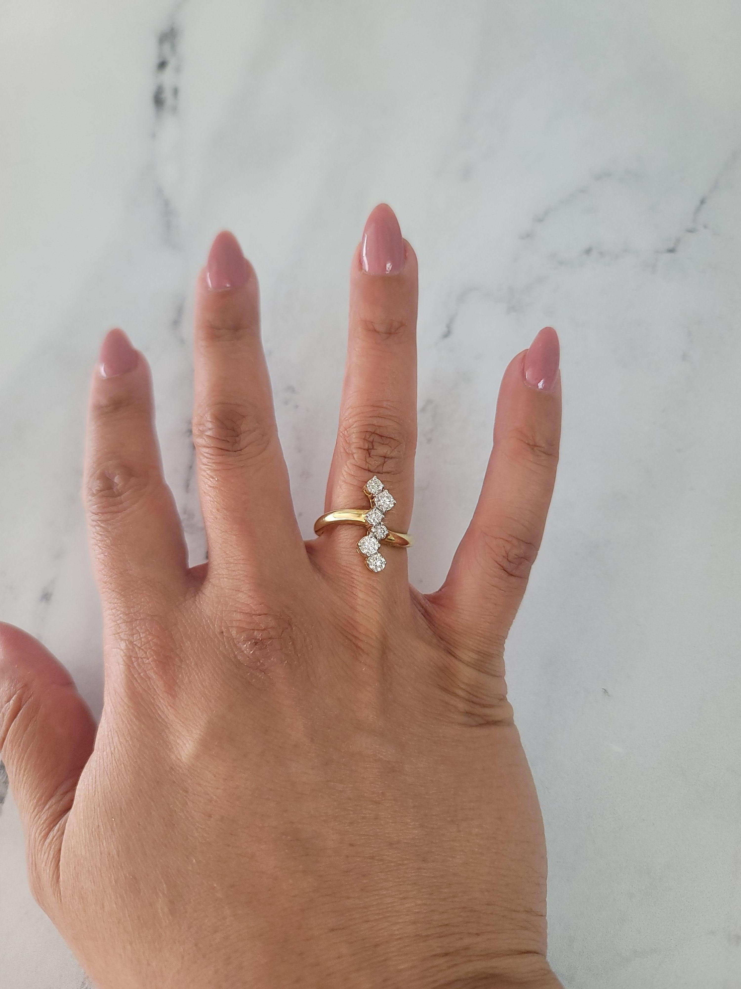 Round Cut Vertical Diamond Cocktail Ring .75cttw 14k Yellow Gold For Sale
