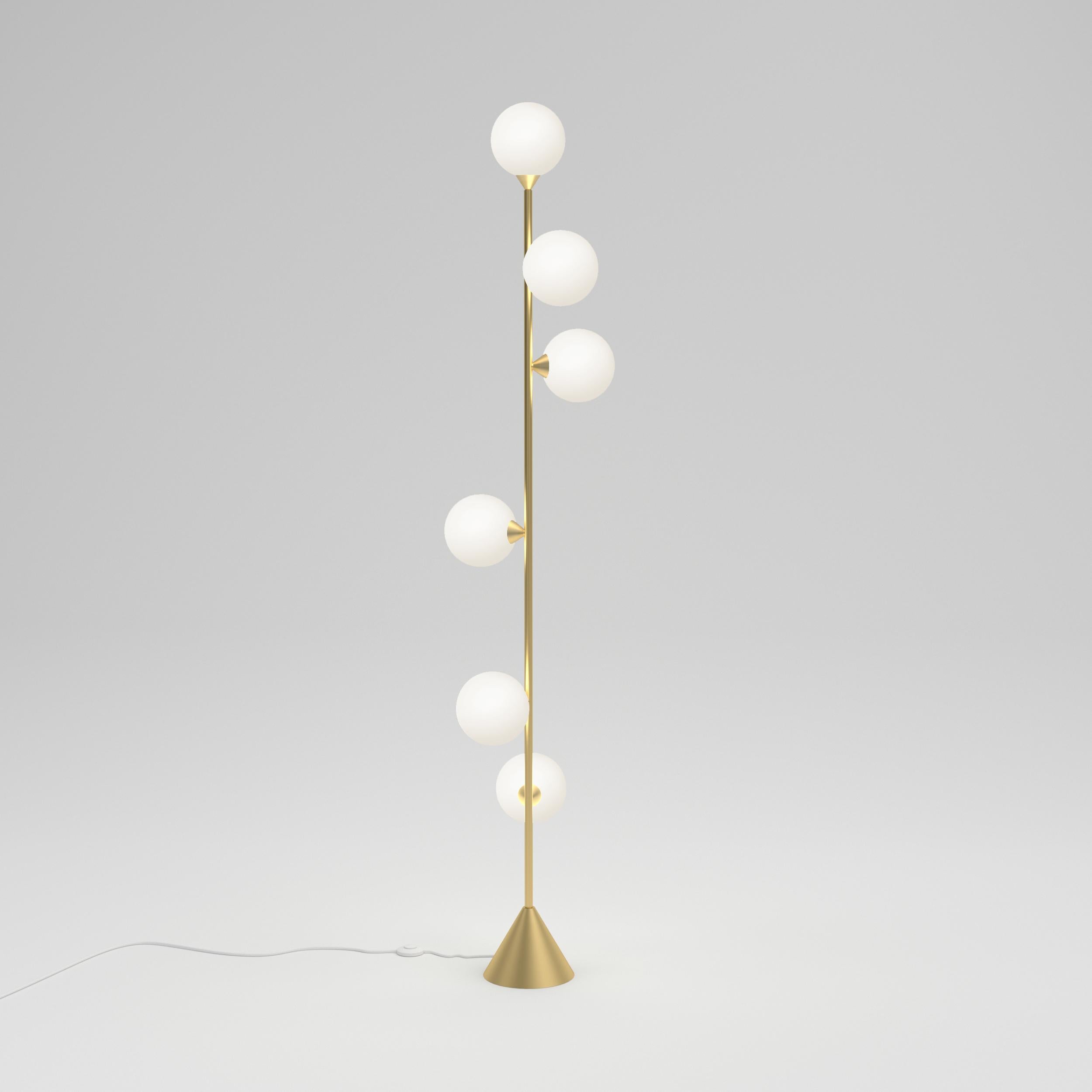 Vertikale Kugel-Stehlampe von Atelier Areti (Deutsch) im Angebot