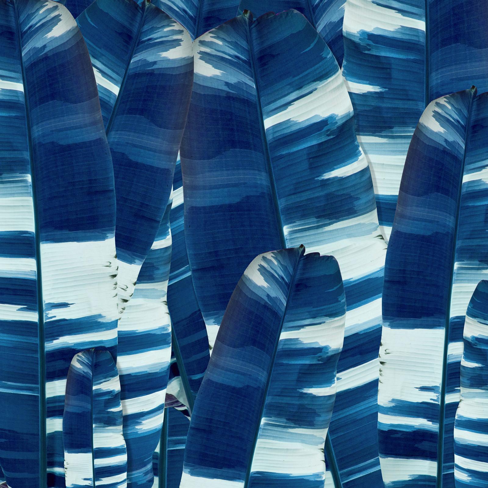 EDGE Kollektionen Blattblau mit vertikalem Blattschliff aus unserer Kollektion Tropical Modernism im Zustand „Neu“ im Angebot in Miami, FL