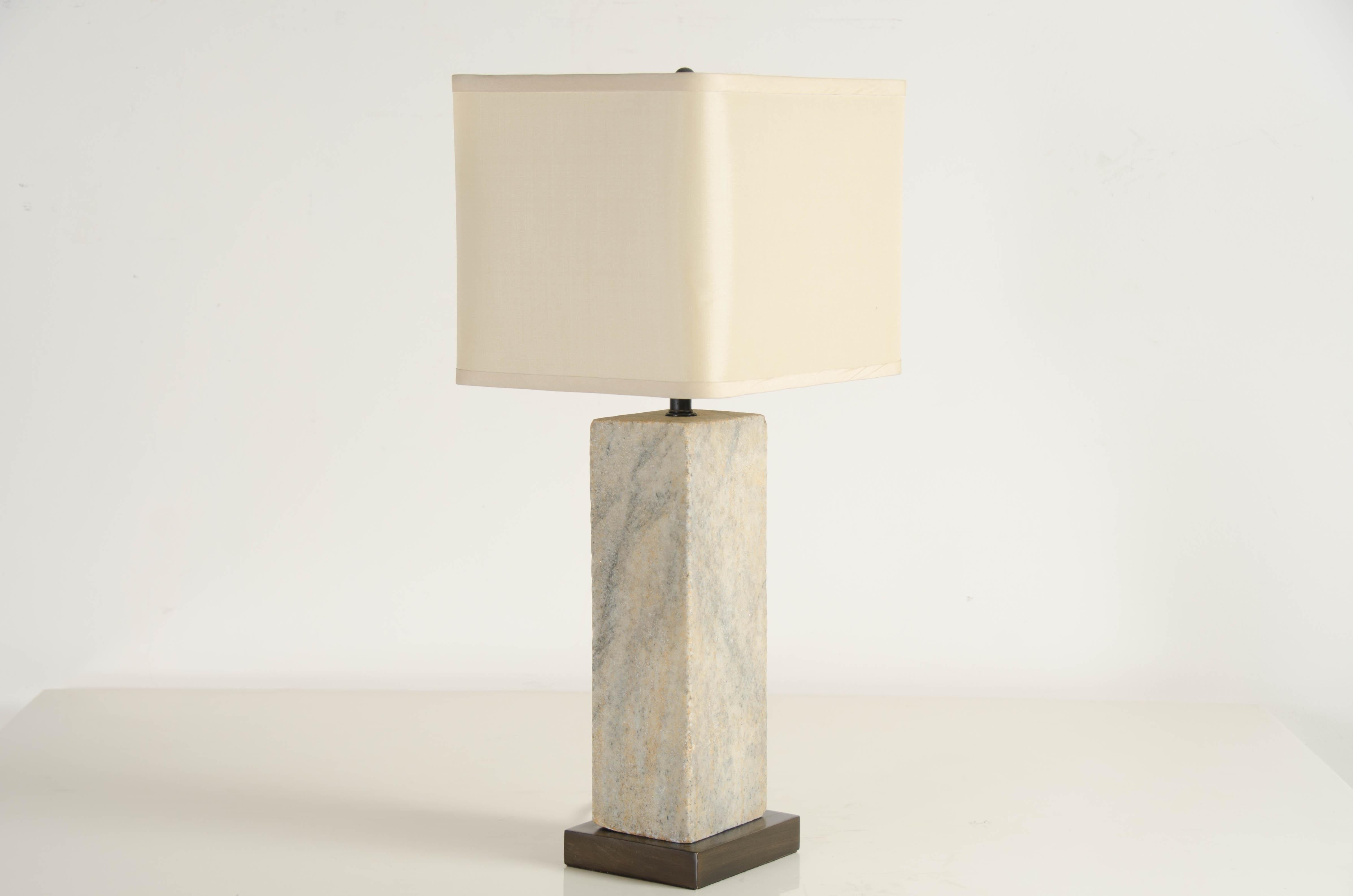 Vertical stone lamp with shade
Han Bai Yu stone
Wood base
Hand carved
Limited Edition.

 