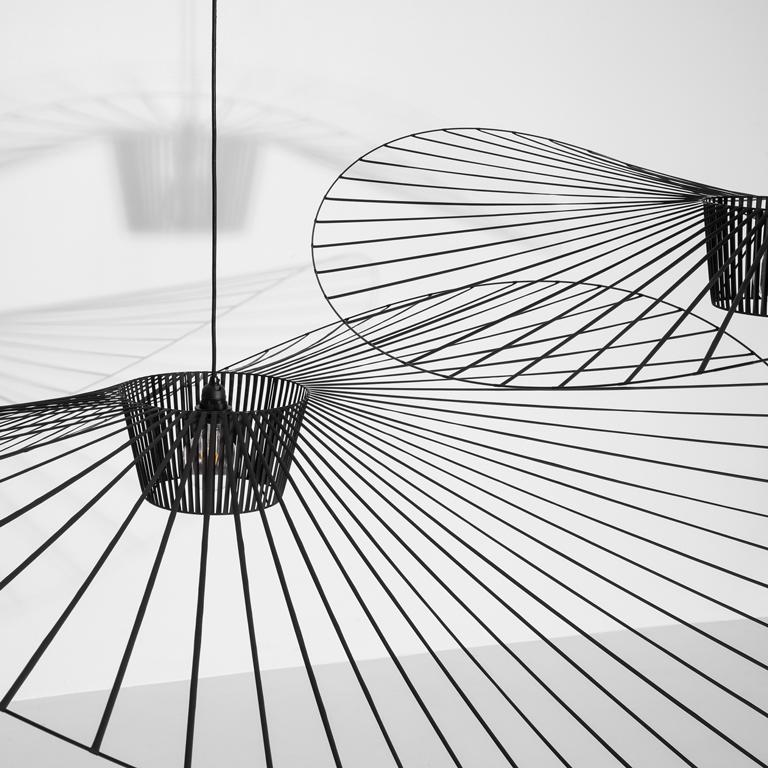 Acier Grande suspension Vertigo, noire, de la designer Constance Guisset en vente