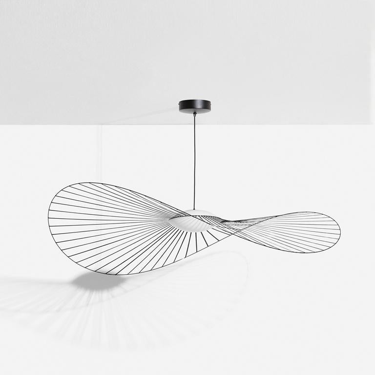 XXIe siècle et contemporain PETITE FRITURE Vertigo Nova, grande lampe à suspension, noir/blanc, Constance Guisset en vente