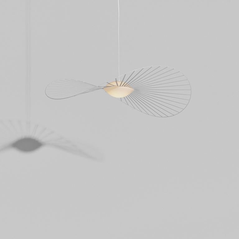 Petite Friture and Constance Guisset, an inseparable duo with lofty ambitions, have started a new chapter of the Vertigo story with Vertigo Nova: a highly technical piece of sophisticated design. The vast veil of graphic lines mounted atop a sphere