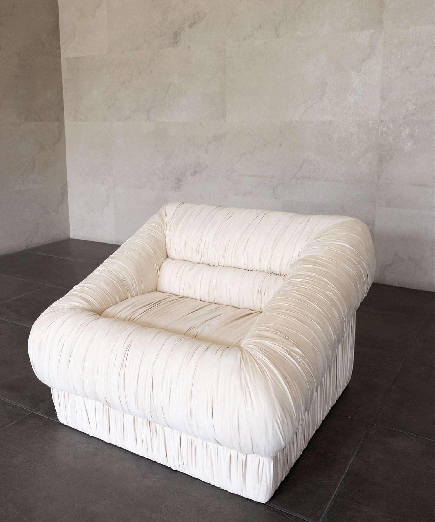 VERVE LOUNGE CHAIR - Faux Sand Suede by SHO MODERN In New Condition In Laguna Niguel, CA