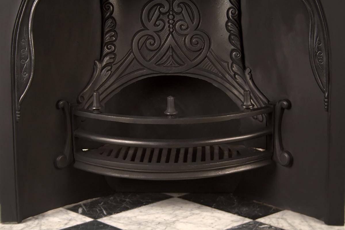 English Very Attractive Antique Early Victorian Arched Register Grate, circa 1850 For Sale