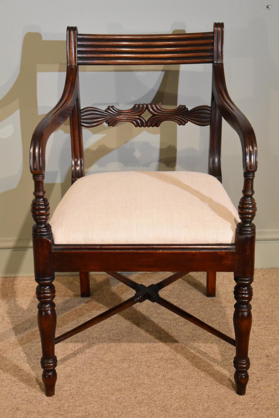 Very Attractive Set of Six Regency Dining Chairs In Good Condition For Sale In Wiltshire, GB