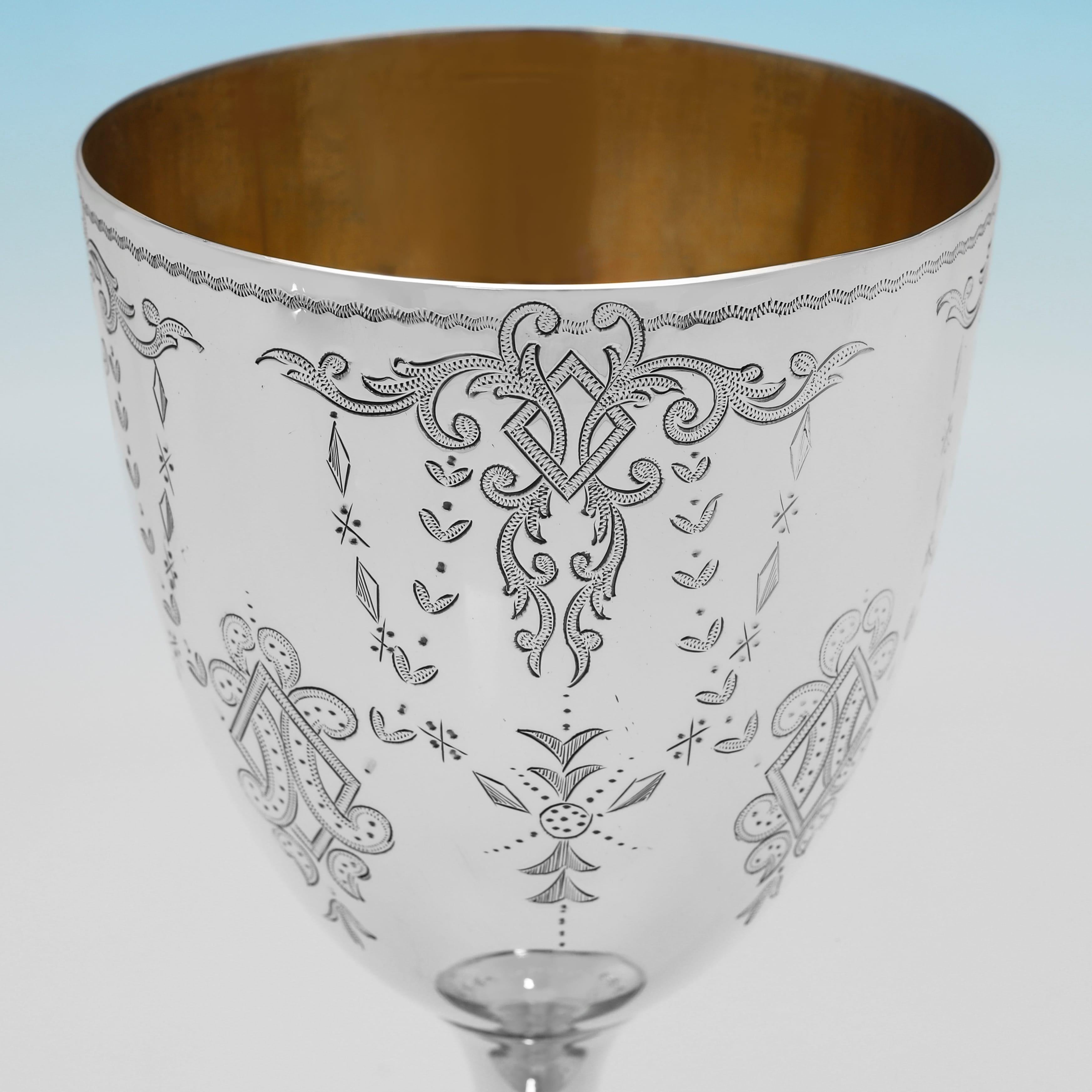 Anglais Très beau gobelet à vin victorien en argent sterling ancien, fabriqué en 1869. en vente