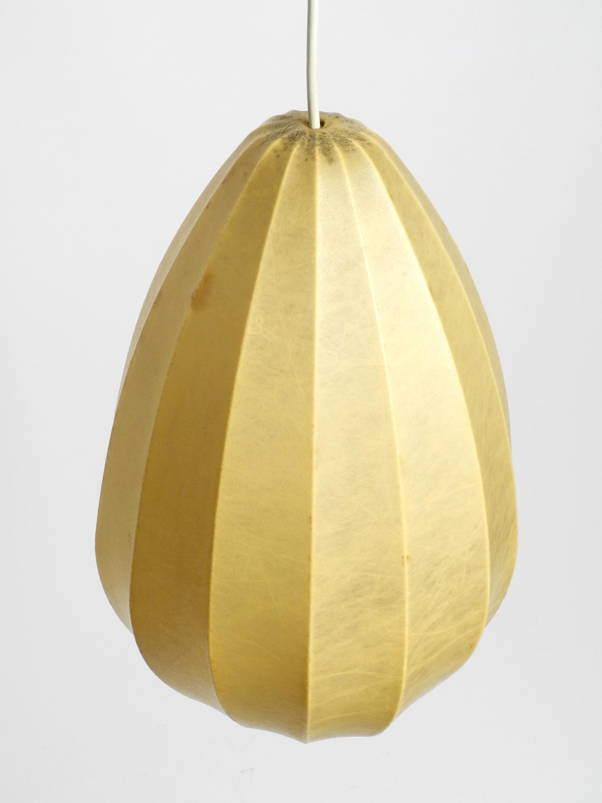 Mid-Century Modern Very beautiful 1960s vintage Cocoon pendant lamp in a minimalist design