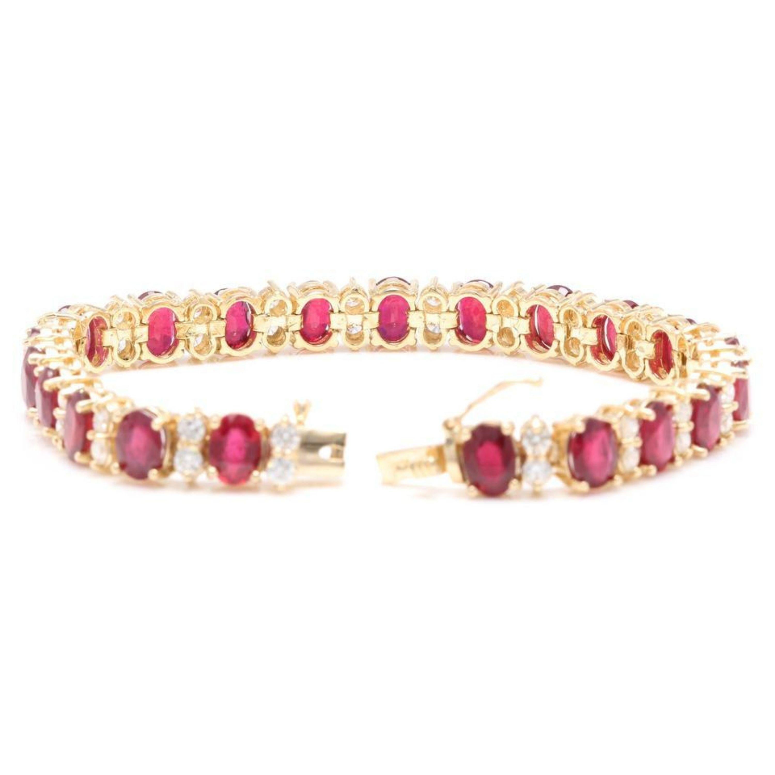 Mixed Cut Very Beautiful 29.80 Carat Ruby and Natural Diamond 14 Karat Solid Gold Bracelet For Sale