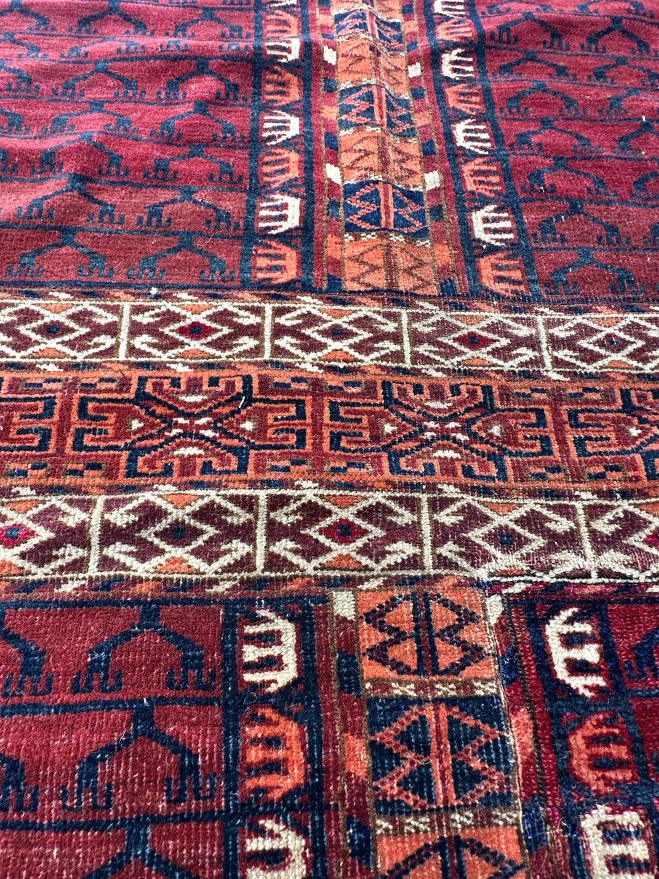 Très beau et raffiné tapis carré turc antique en vente 6